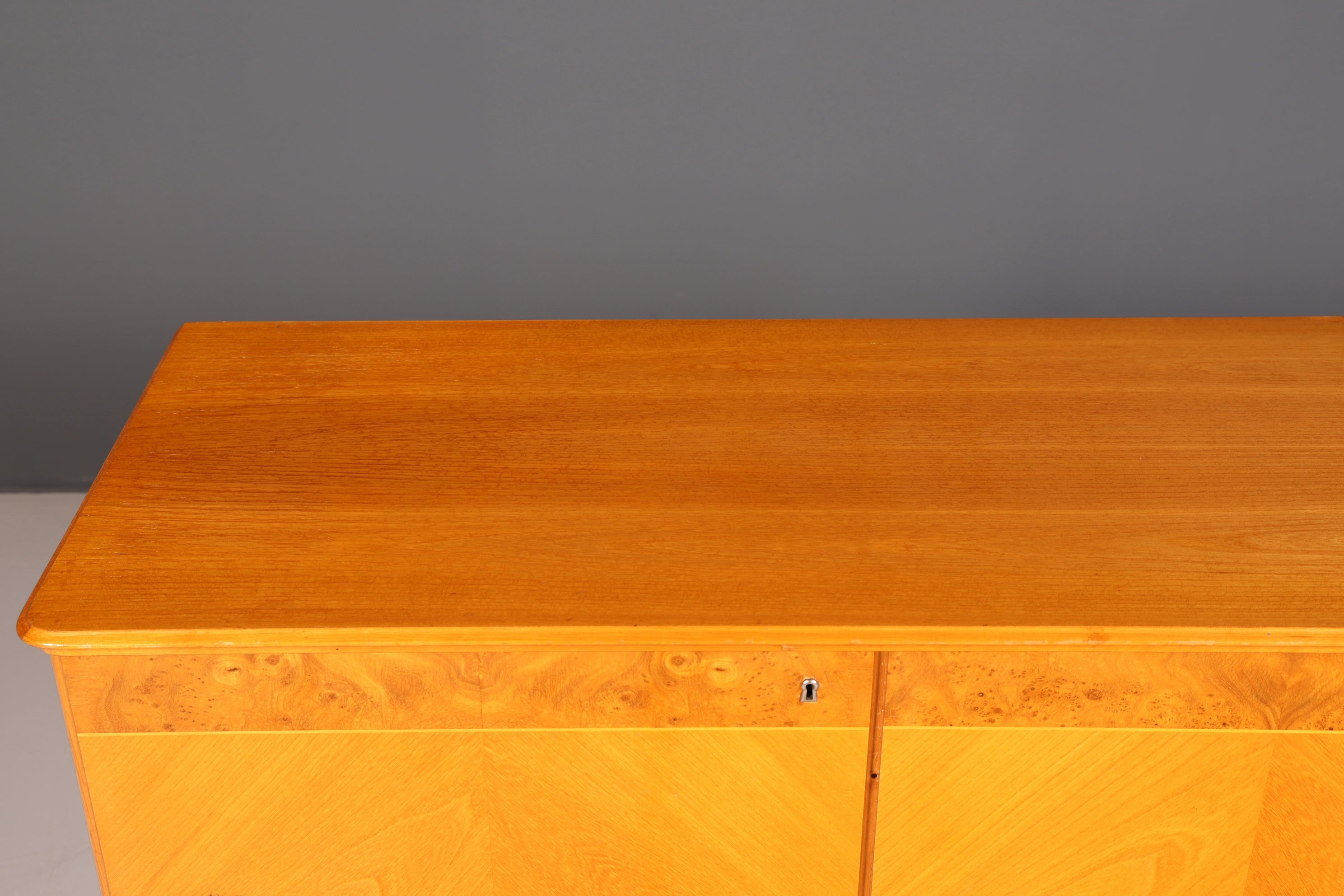 Traumhafter Mid Century Highboard Retro Vitrine 60er Jahre Schrank Kommode Vintage Designklassiker