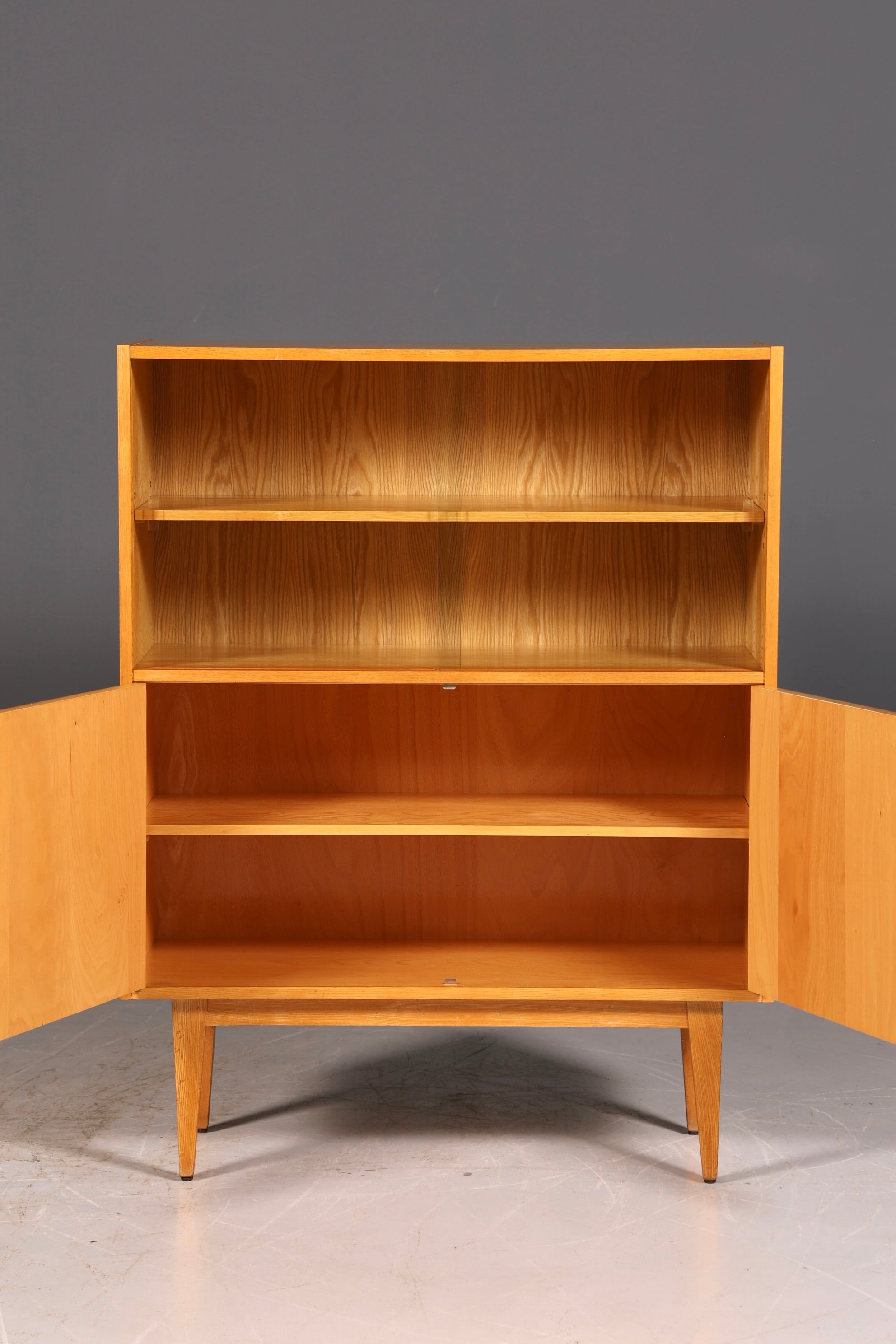 Wunderschöner Original Hellerau Schrank Vitrine Mid Century Regal Franz Ehrlich 602 Vintage Kommode Highboard