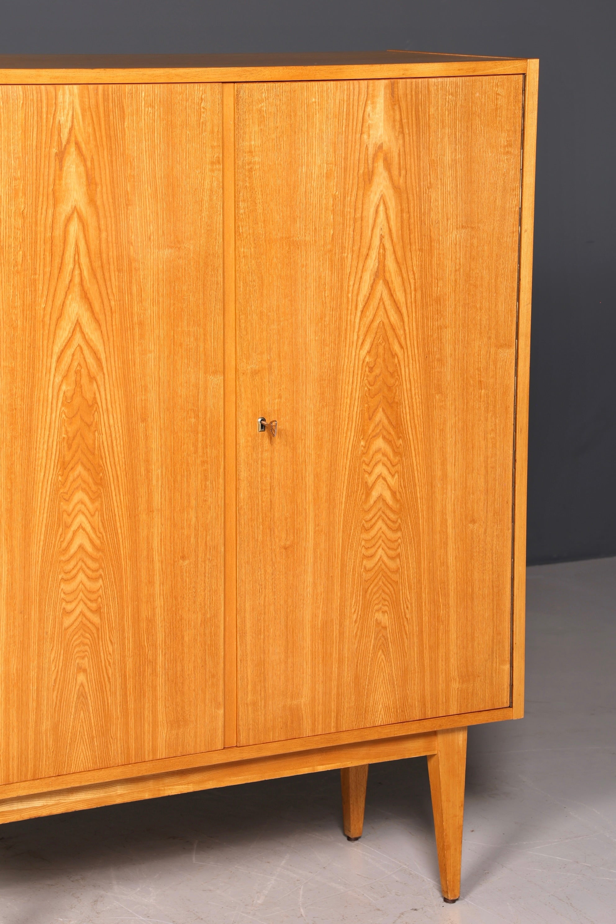 Wunderschöner Original Hellerau Schrank Kommode Mid Century Regal Franz Ehrlich 602 Vintage Highboard