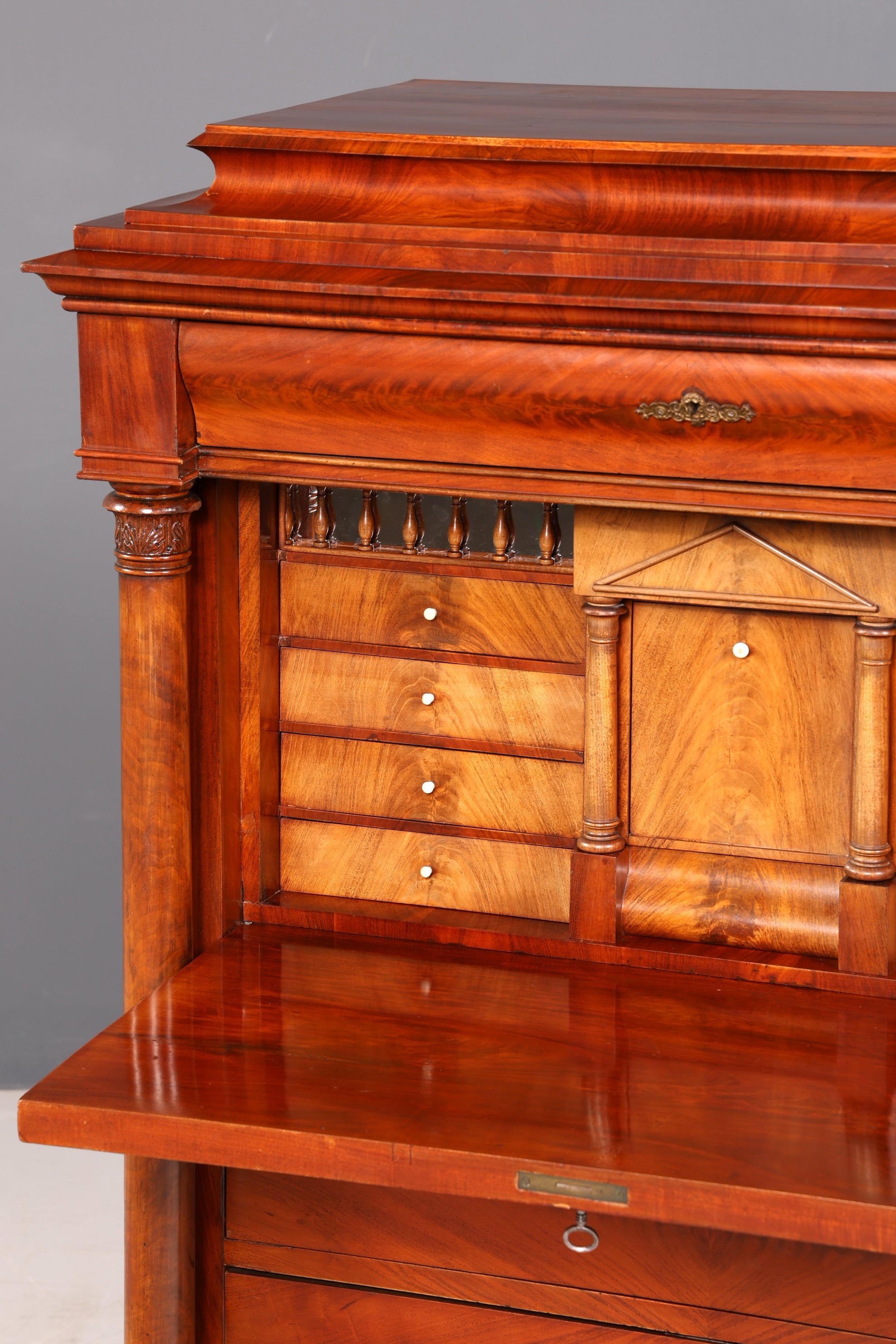 Beeindruckender Biedermeier Sekretär Louis Philippe Vertiko Antik Kommode Schreibkommode Office Desk