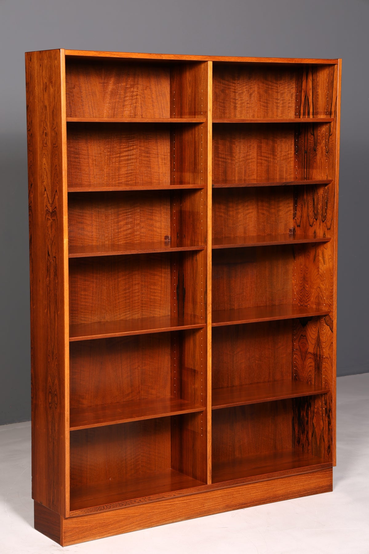 Traumhaftes XXL Original Hundevad Mid Century Regal Palisander Danish Design Made in Denmark Vintage Bücherregal 60er