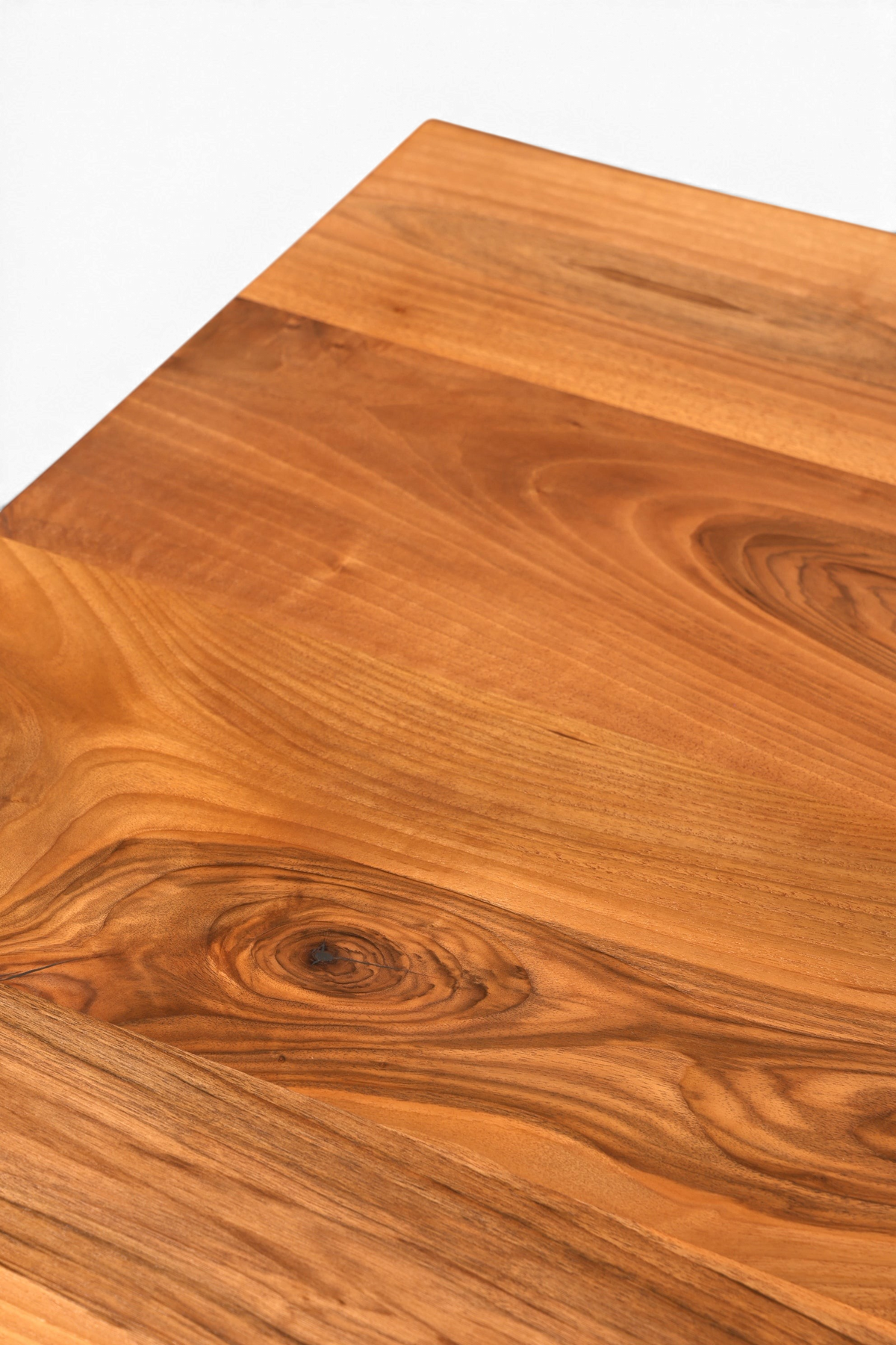Edler Nussbaum Tisch 260cm-97cm Esszimmer Tisch Baumkanten Platte massiv Holz Küchentisch