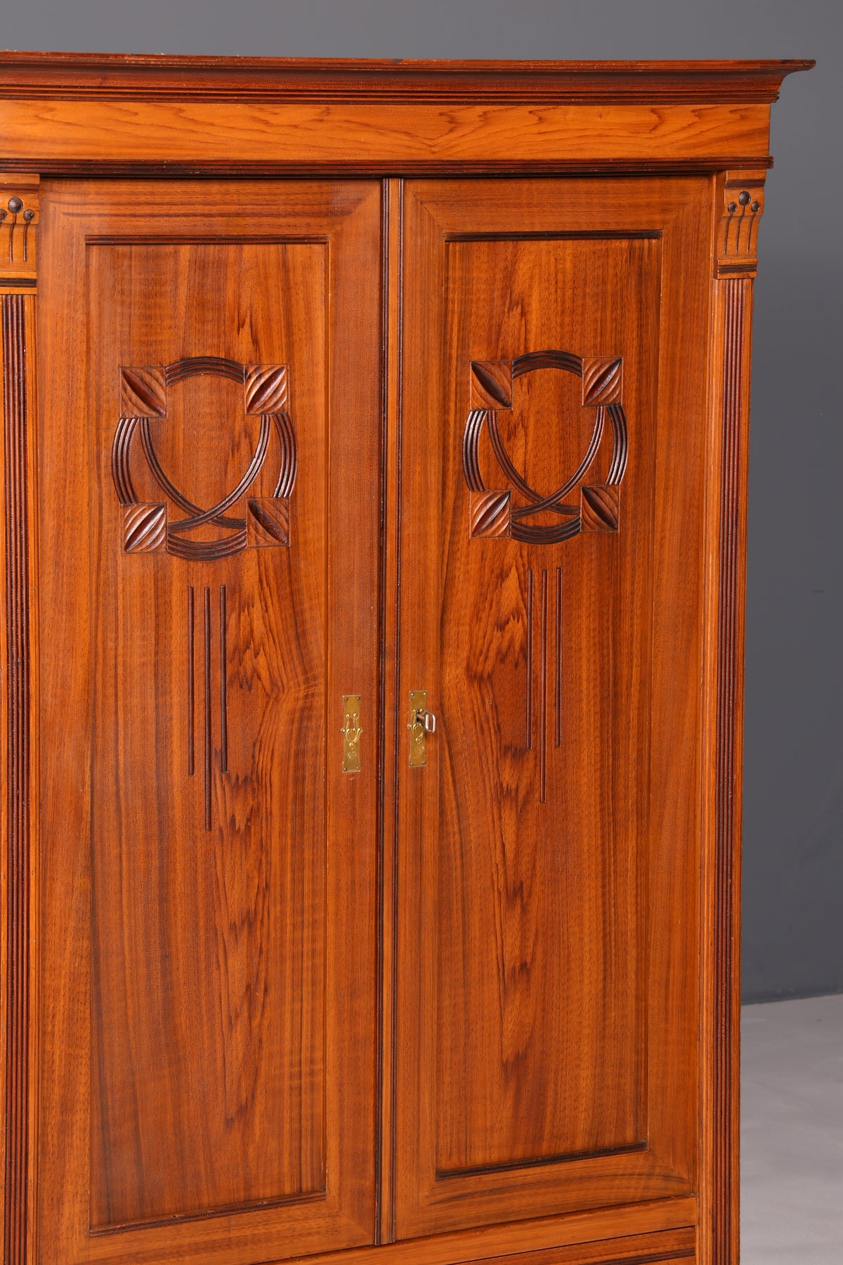 Prachtige antieke Jugendstil-kast uit circa 1880, eiken, kledingkast, hal kast, linnenkast, massief hout