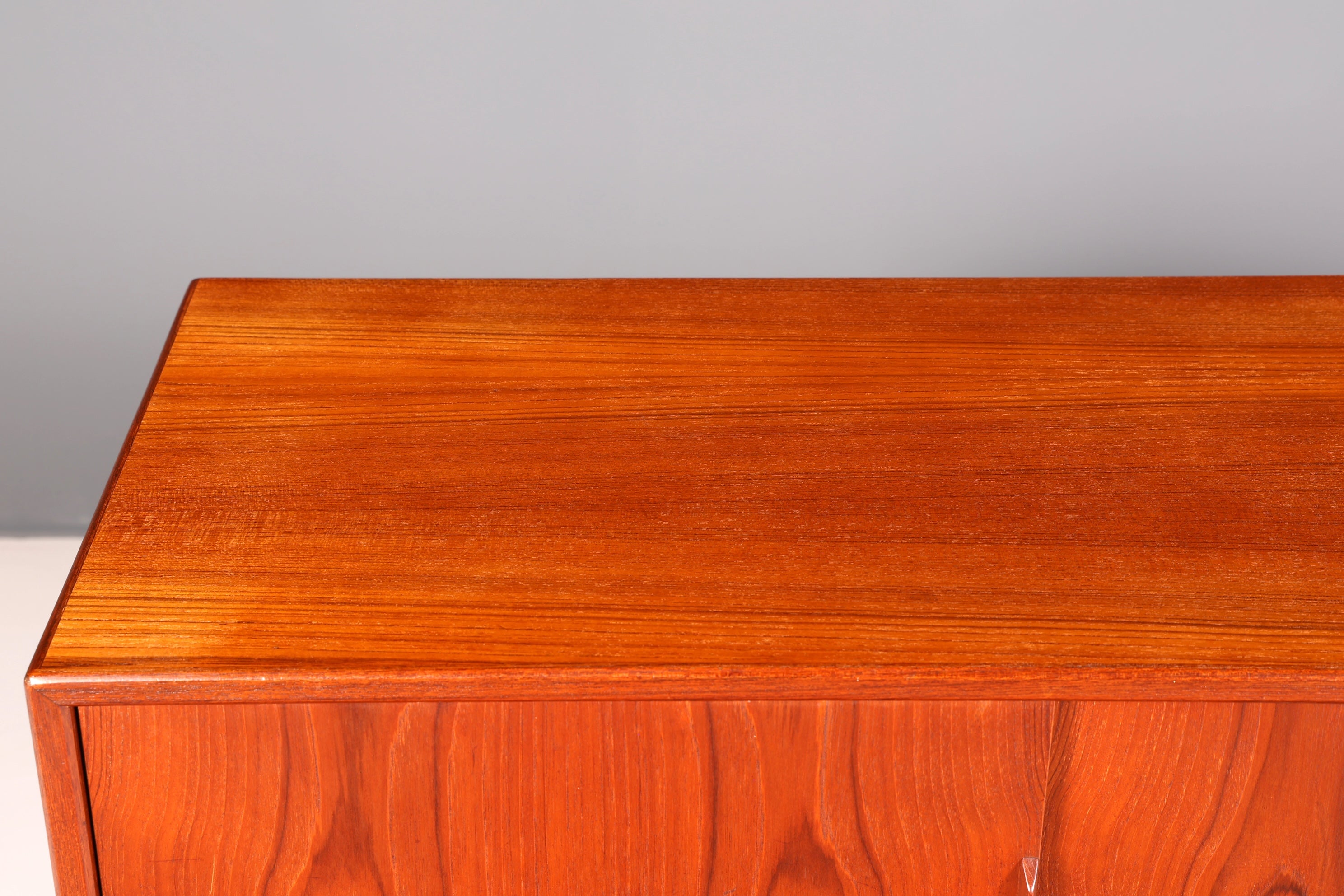 Traumhaftes Mid Century Highboard Danish Design Sideboard Vintage Retro 60er Jahre Bürokommode Schrank Skandinavisch Holz