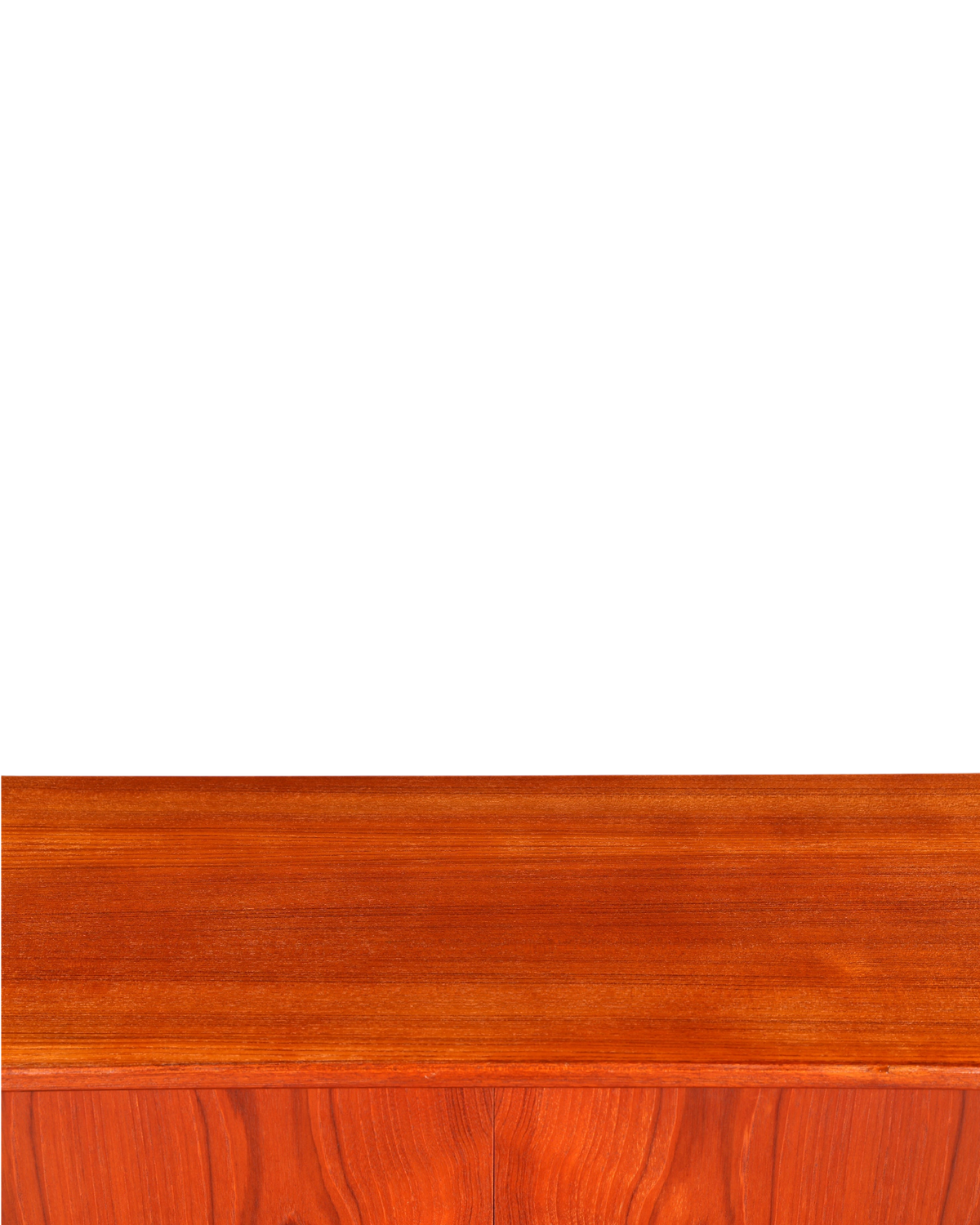 Hauptstadt Möblerei Mid Century Highboard aus massivem Holz mit warmer Maserung im dänischen Design der 60er Jahre