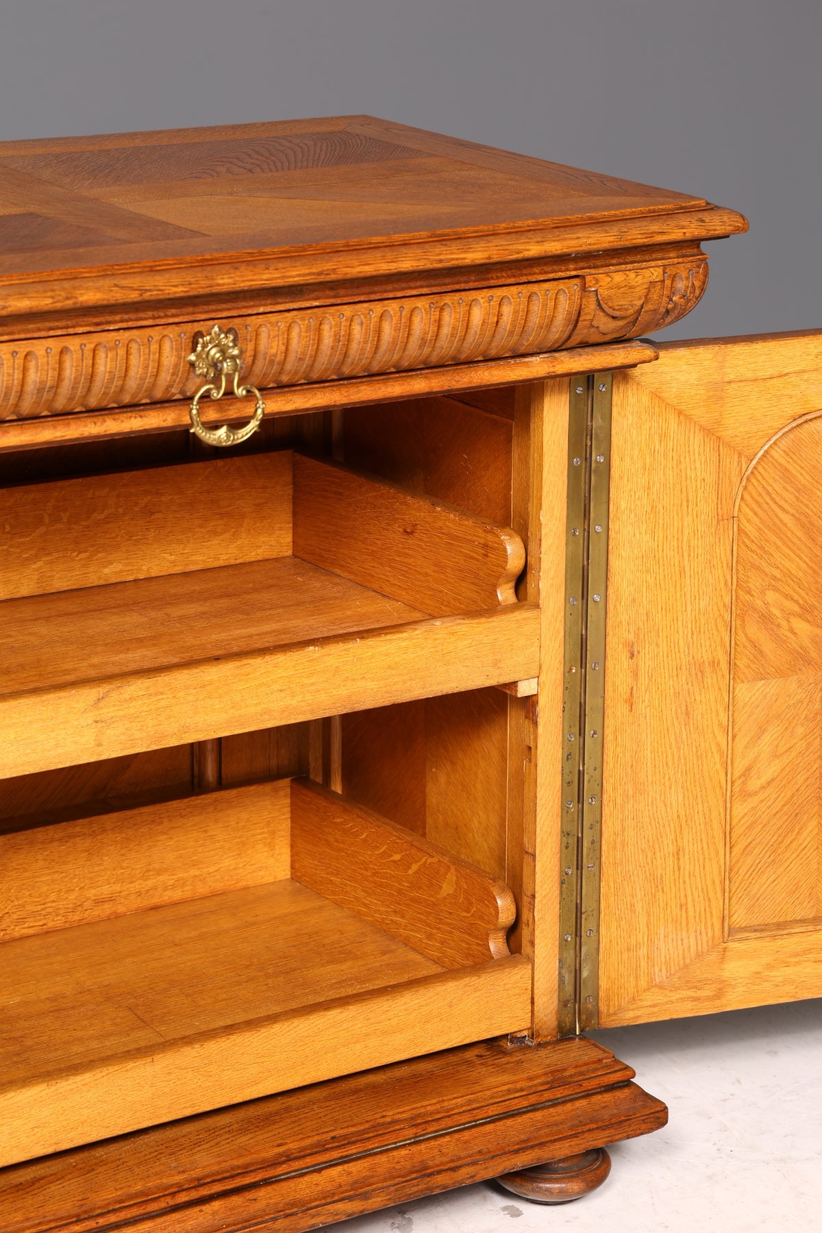 Droomachtige Gründerzeit-kast, antiek dressoir, commode, Louis Philippe, wandtafel, vertiko