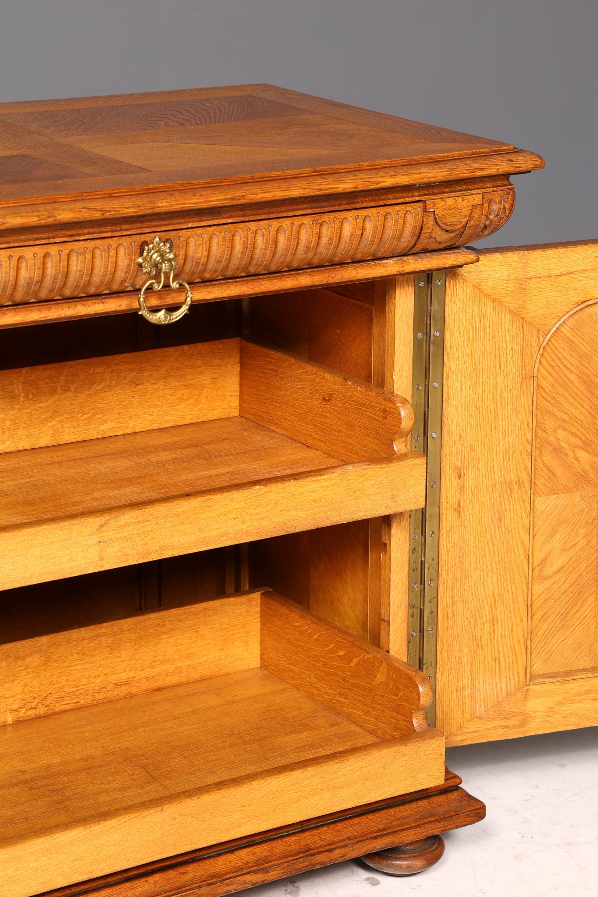 Droomachtige Gründerzeit-kast, antiek dressoir, commode, Louis Philippe, wandtafel, vertiko