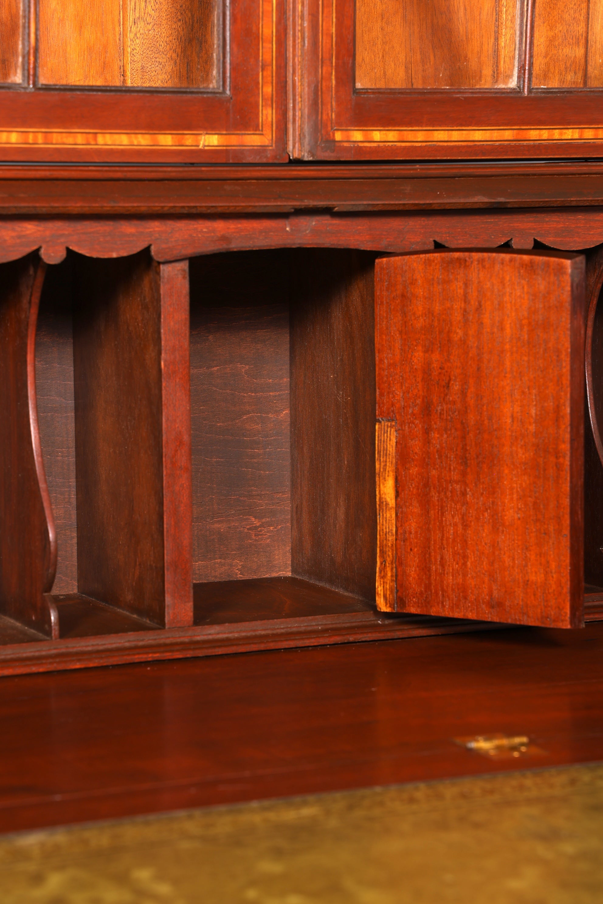 Wunderschöner Antik Englischer Sekretär Büro Aufsatzsekretär Vitrinen Schrank UK