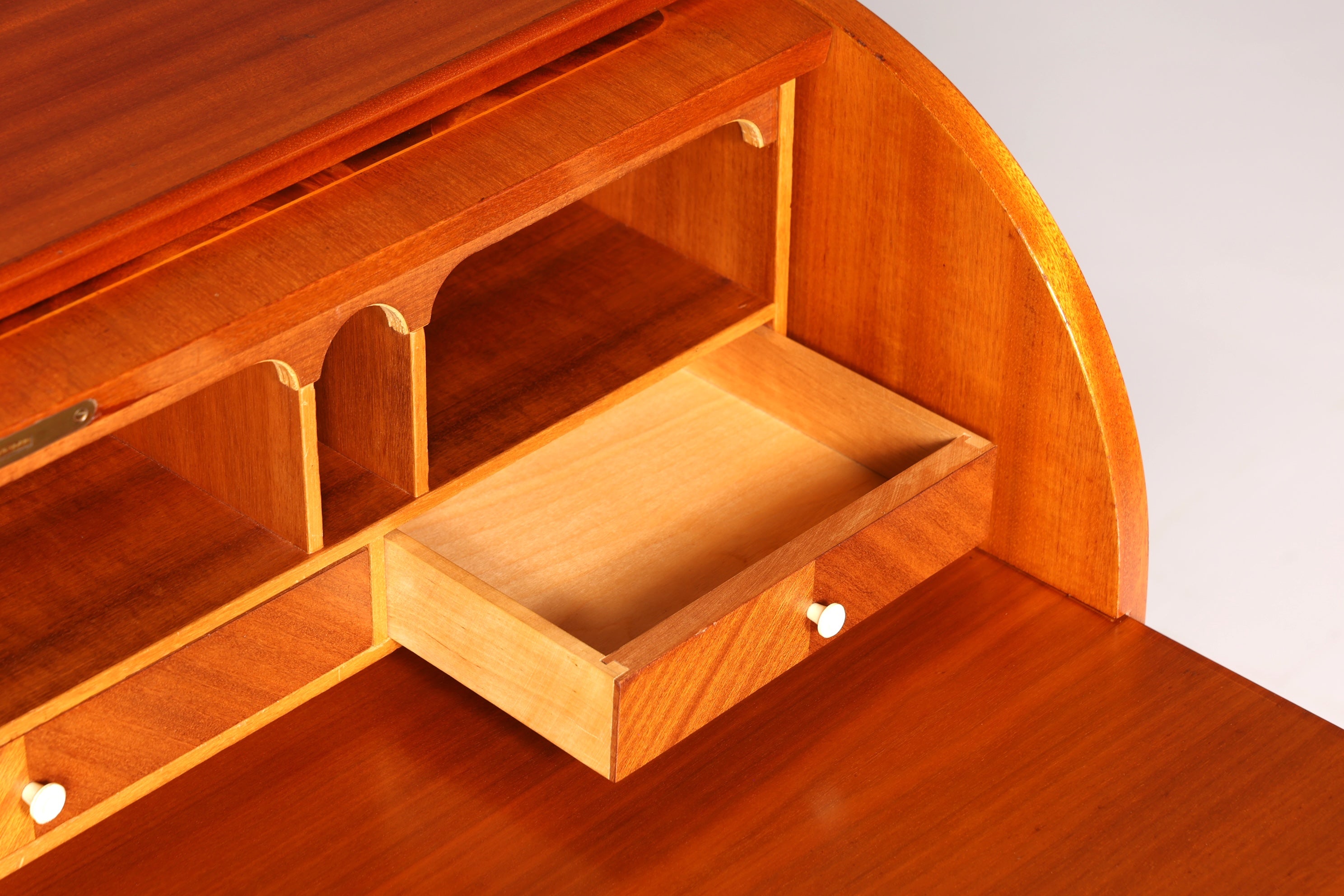 F880 Finish cm Wunderschöner Mid Century Rollladen Sekretär Danish Design Teak Holz Schreibkommode 60er Jahre