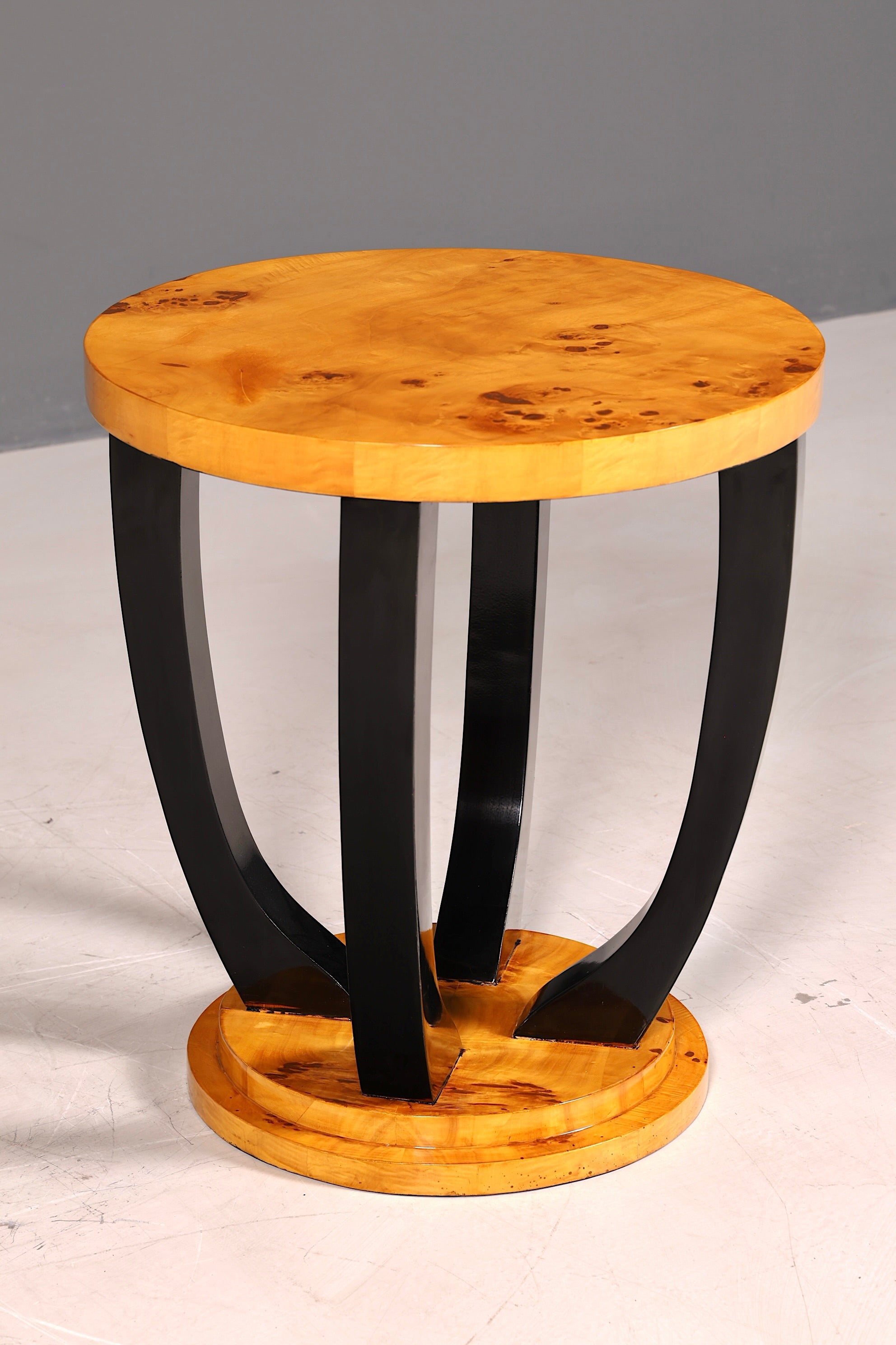 Wunderschöner Art Deco Stil Beistelltisch Antik Stil Tisch Luxus Couchtisch Birke Ablagetisch