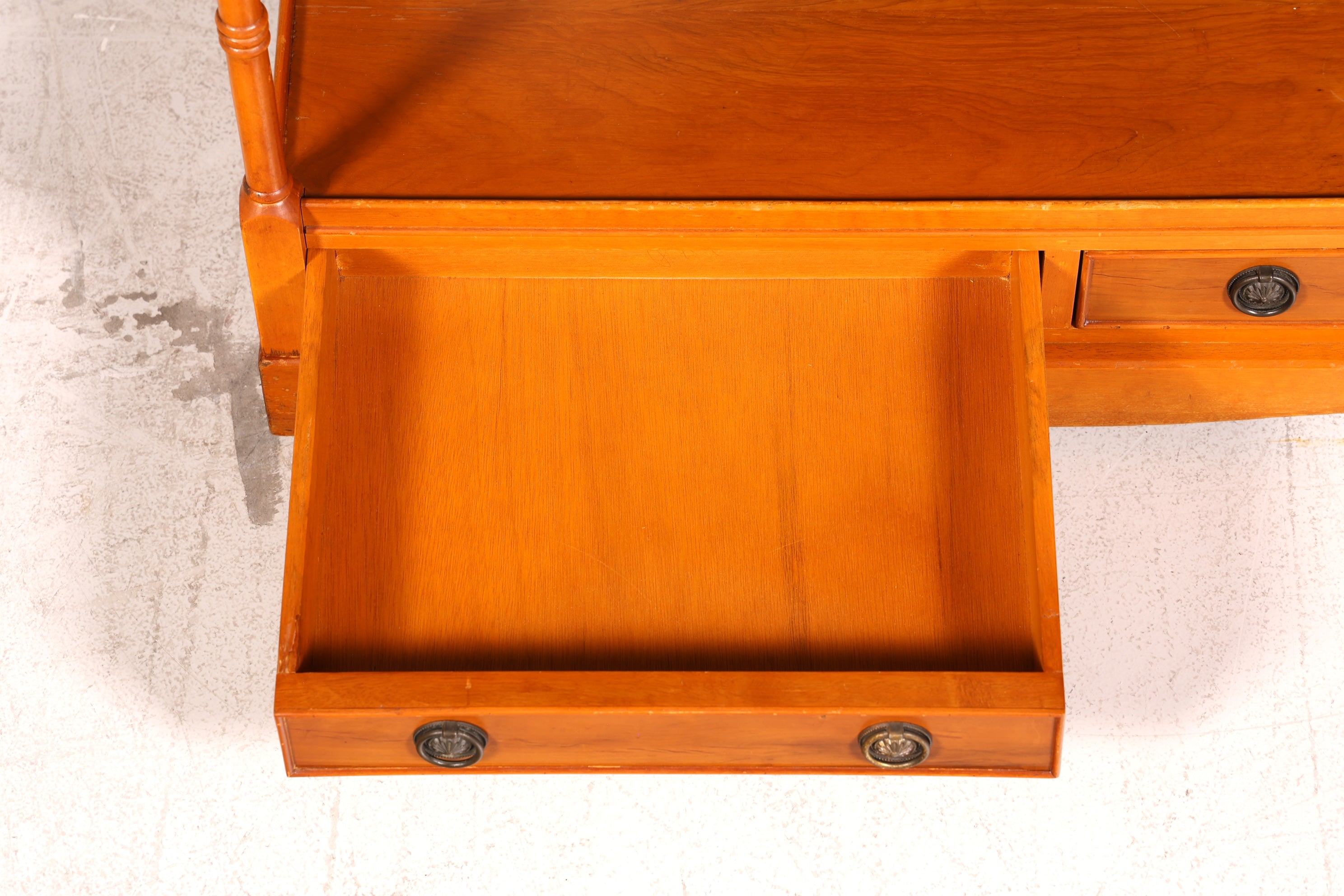 Traumhafter Englischer Couchtisch Eibe Regency Stil Beistelltisch Ablagetisch Antik Tisch Vintage