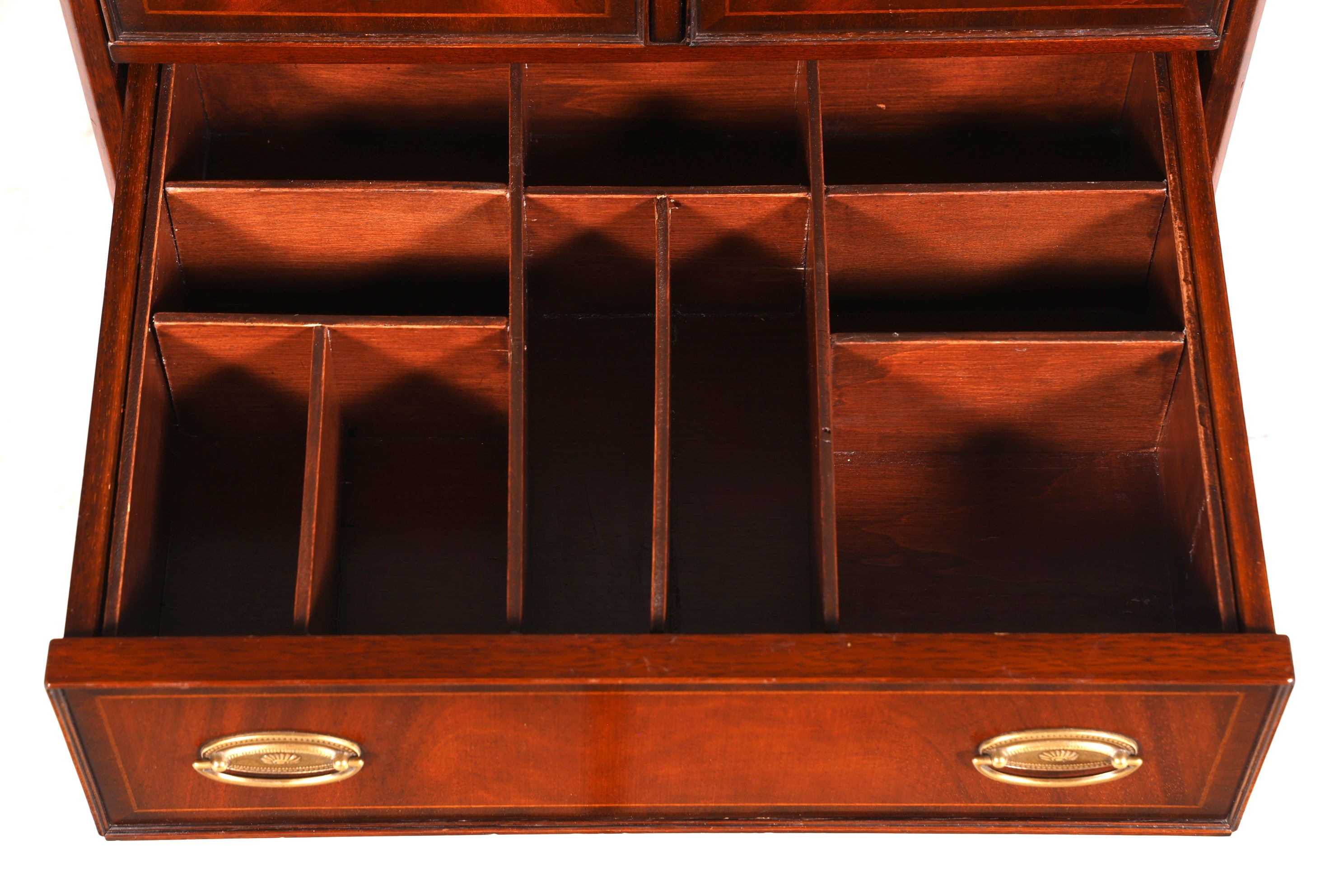 F979 Finish HELDENSE Wunderschöne Englische Kommode Holz TV Schrank Antik Sideboard