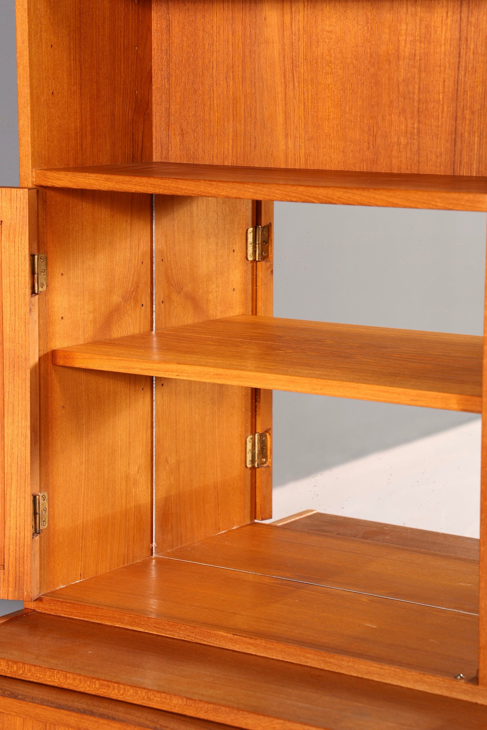 Edles Mid Century Regal Danish Design Sideboard Bücherregal Teak Holz Vitrine Sekretär Schrank Highboard Vintage 60er