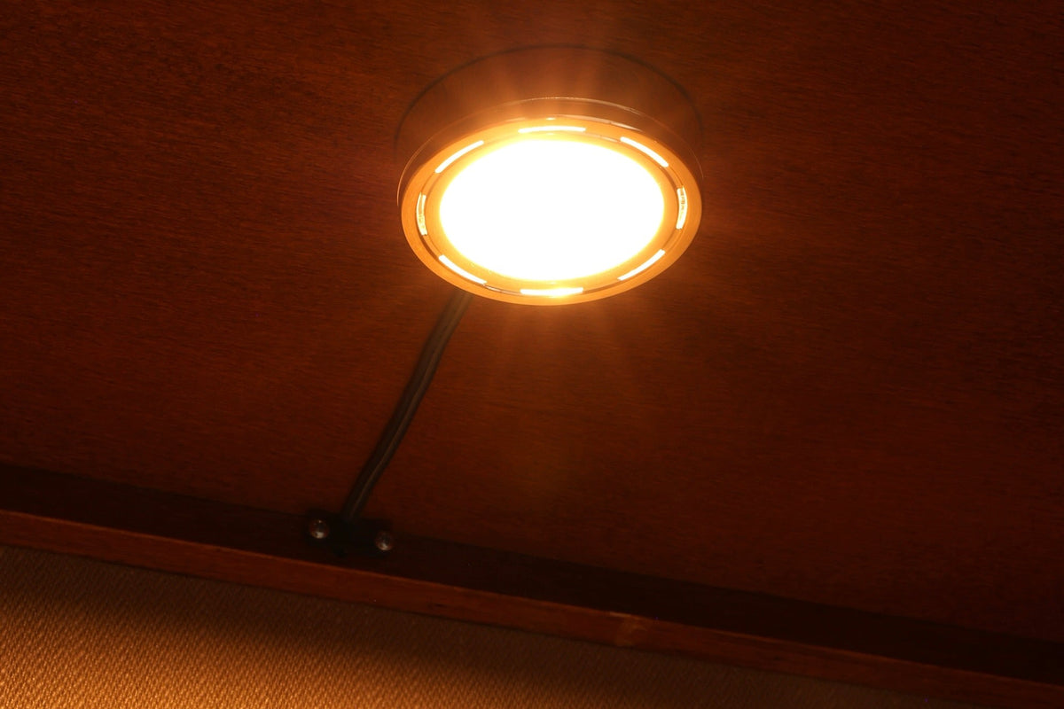Prachtige originele Selva Style internationale vitrinekast van kersenhout in antieke stijl, glazen vitrinekast, vertiko, servieskast, Italiaanse meubels