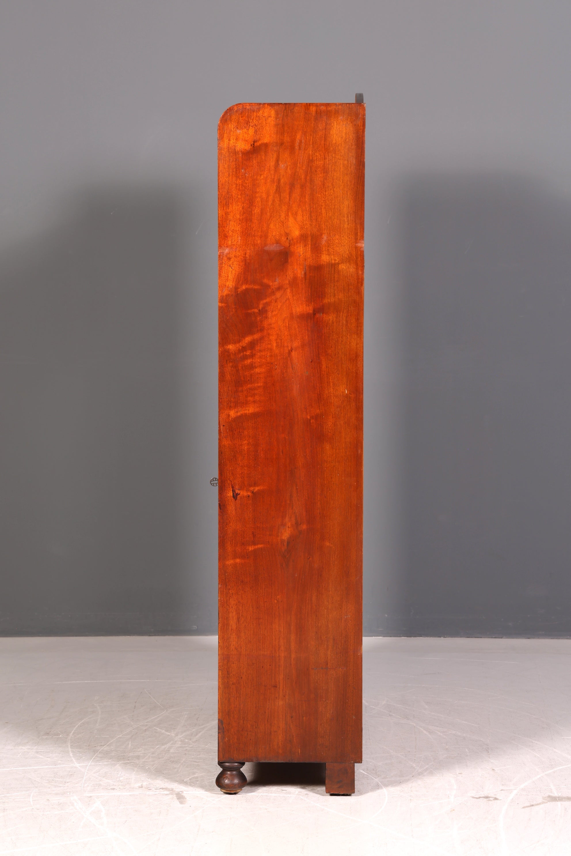 Traumhafte Jugendstil Vitrine Eiche Bücherschrank Antik Schrank Geschirrschrank Glasvitrine um 1900 Vintage