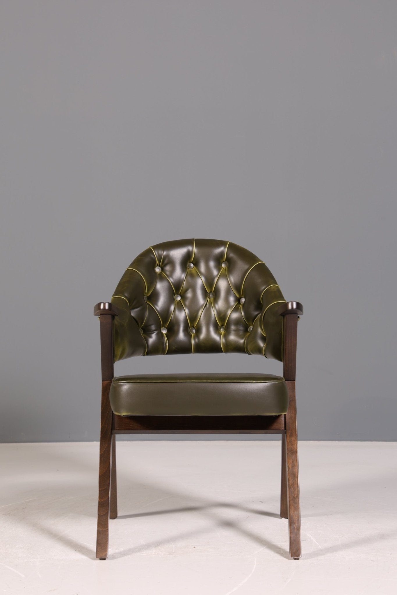 Luxuriöser "Manchester Green" Stuhl Esszimmerstuhl Lounge Stuhl im Chesterfield Design Bürostuhl