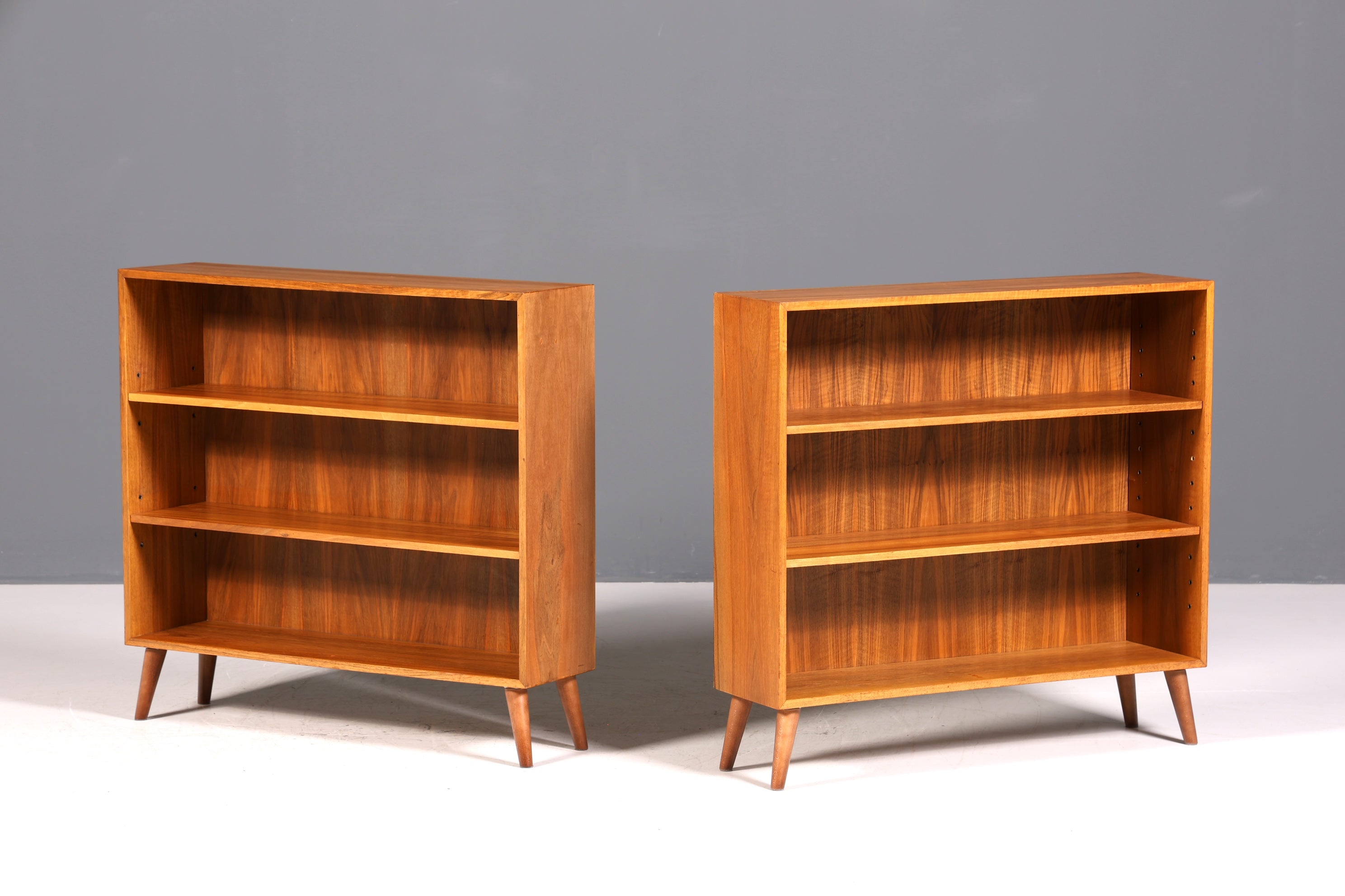 Beautiful original Musterring shelf, vintage bookcase, mid-century 1960s wooden shelf, 2 of 2