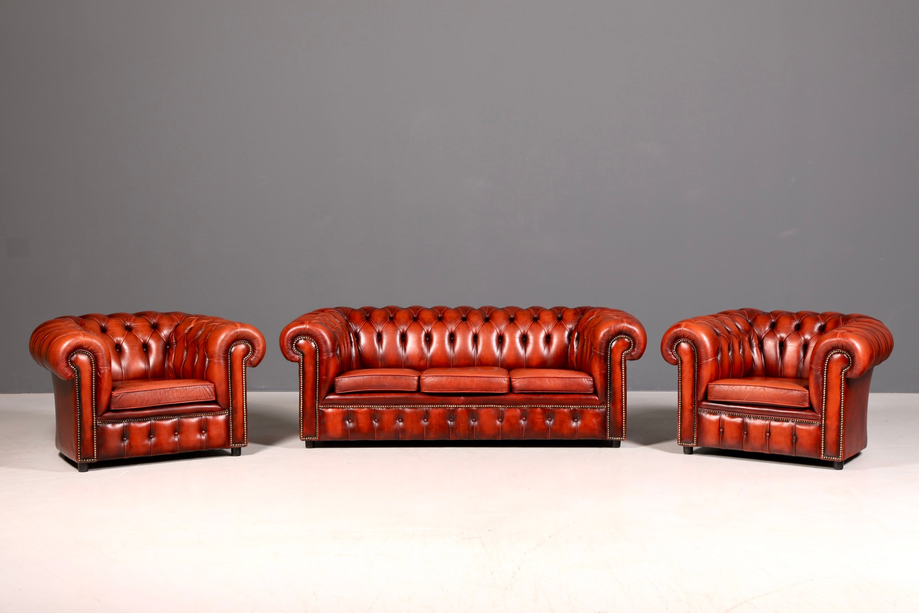 Stilvoller Original Chesterfield Sessel Englischer Armlehnsessel Englisch Herrensessel 1 von 2