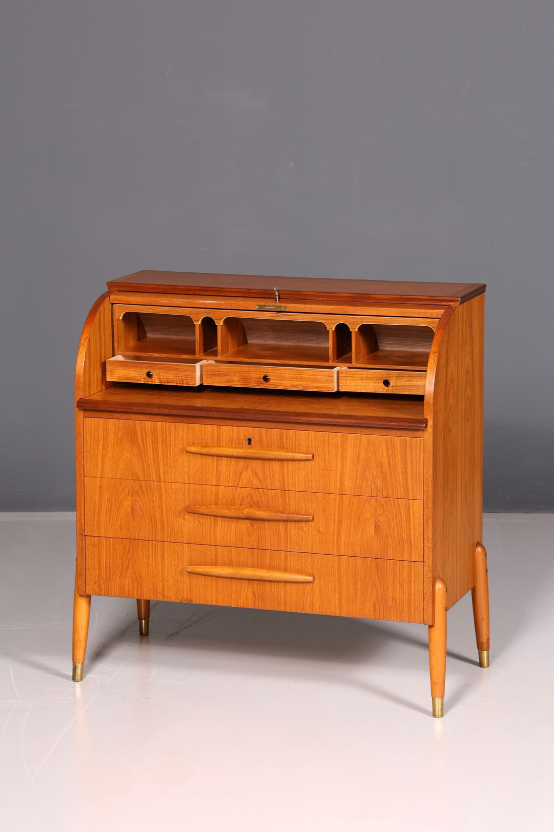 Prachtige mid-century rolluiksecretaire, schrijfcommode, kantoorkast, vintage jaren 60, hout