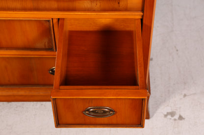 Wunderschöne Original Heldense Vitrine Englische Eibe Bücherschrank Antik Stil Glasvitrine Buffet Bibliothek