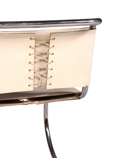Fraai origineel Knoll International vrijdragend stoel MR Chair Mies van der Rohe chroom leer wit Bauhaus-designklassieker secretairestoel eetkamerstoel 2 van 2