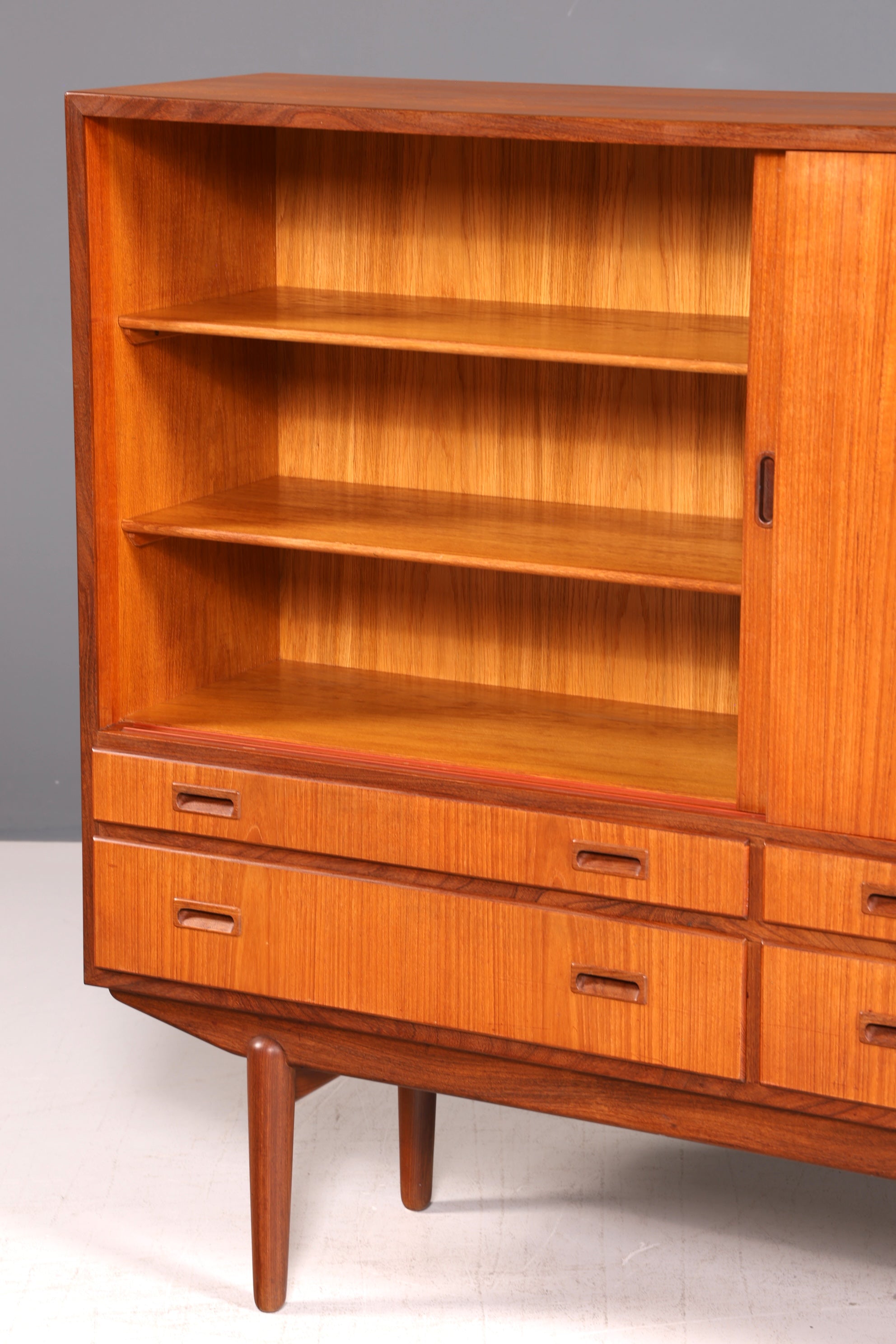 Edles Mid Century Sideboard Vintage Schrank Retro Highboard Danish Design Teak Holz Kommode Designer
