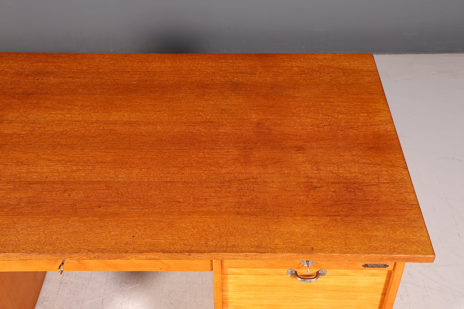 Wunderschöner Bauhaus Rollladen Schreibtisch Mid Century Echt Holz Bürotisch Office Table Vintage