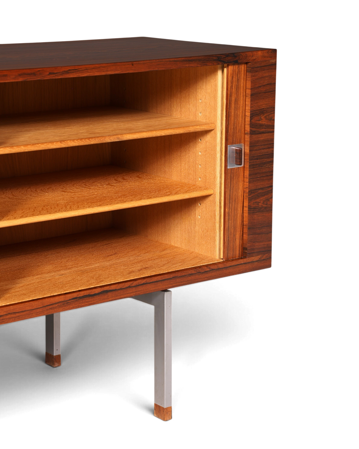 Beeindruckendes Original Hans J. Wegner für RY Møbler Modell RY 25 Sideboard Palisander Holz TV Kommode Vintage Schiebetür Schrank 2 von 2