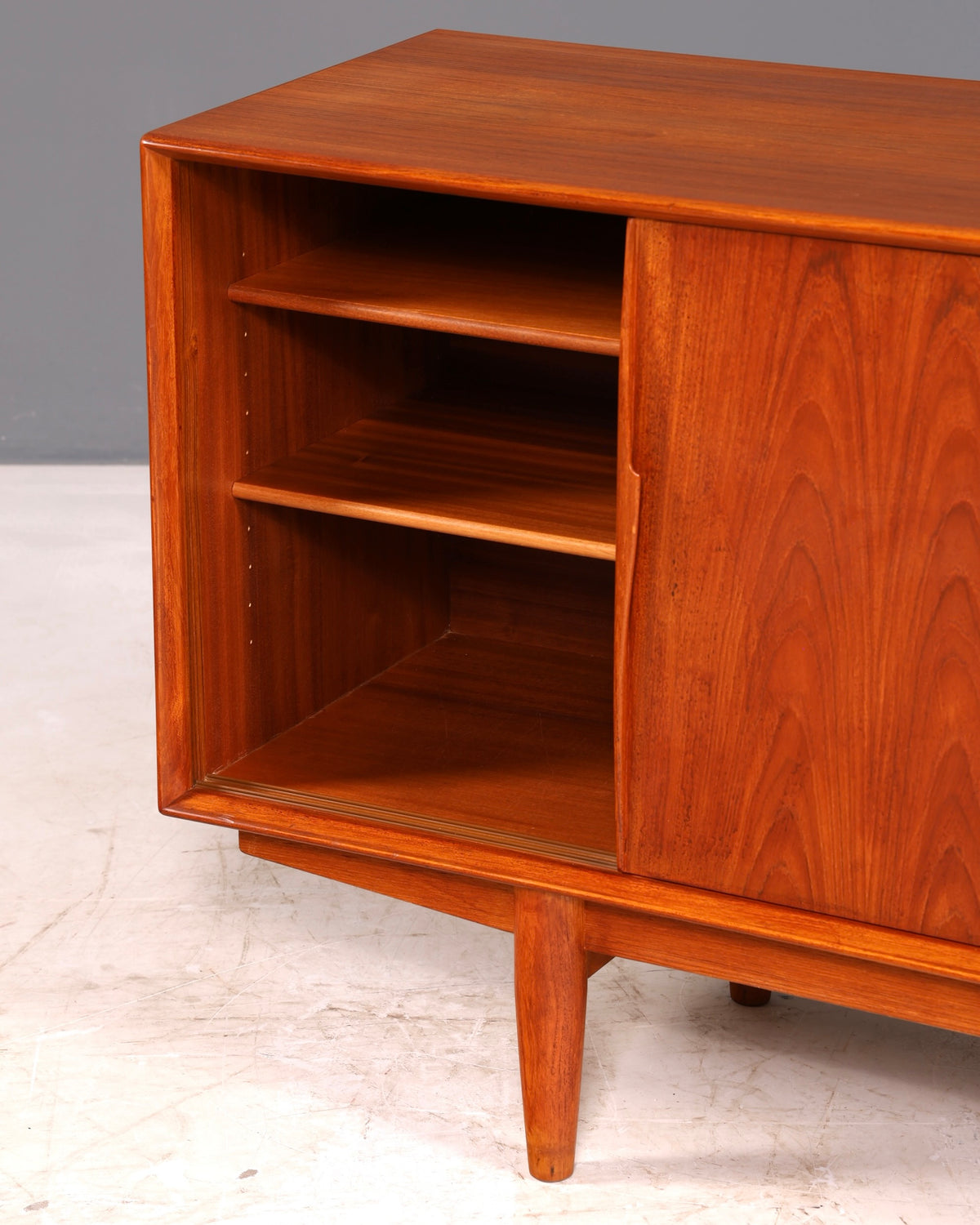 Prachtig Dyrlund-dressoir van teak, Deens mid-centurydesign, vintage kast en commode