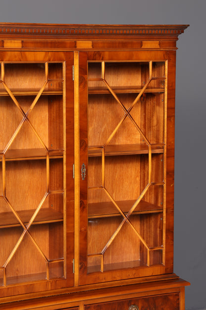 Wunderschöne Englische Vitrine Bücherschrank Buffet Englisch Glasvitrine Bibliothek Vitrinenschrank