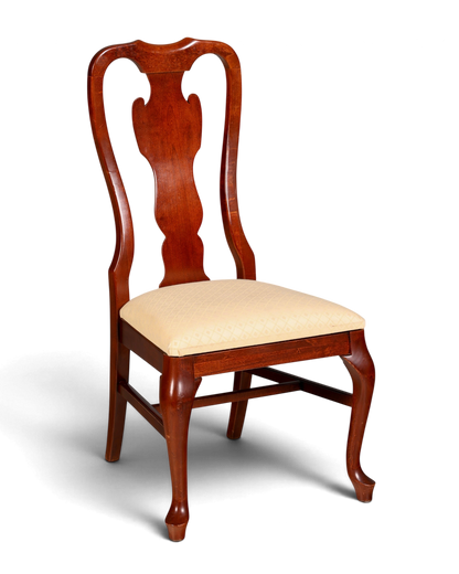 Hauptstadt Möblerei Drexel Heritage Esszimmerstuhl im Chippendale Stil aus dunklem Holz mit beigem Polster