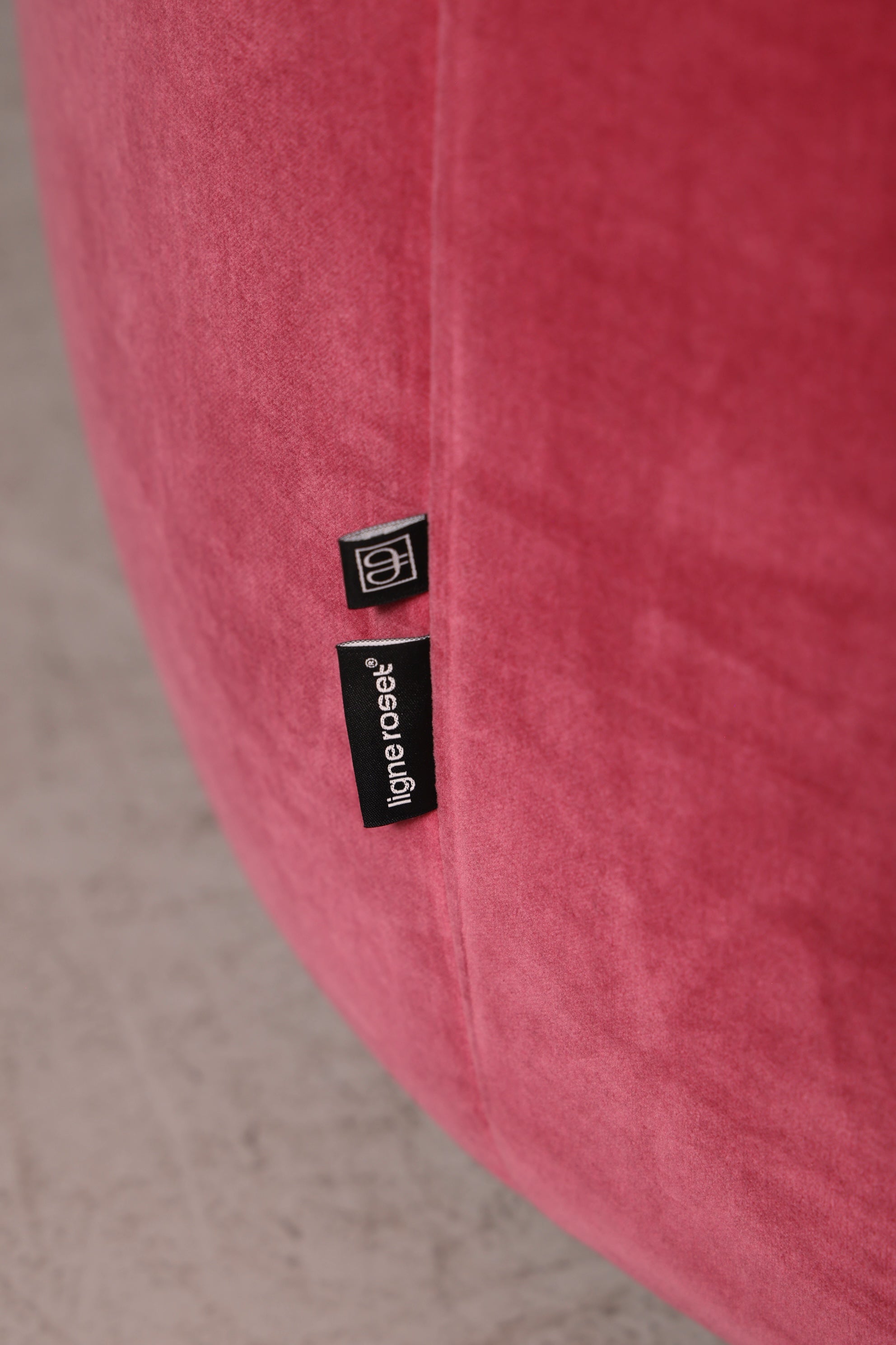 Noble Ligne Roset Pumpkin Armchair with Ottoman Pink Velvet Designer Lounge Chair Pierre Paulin Pouf Vintage