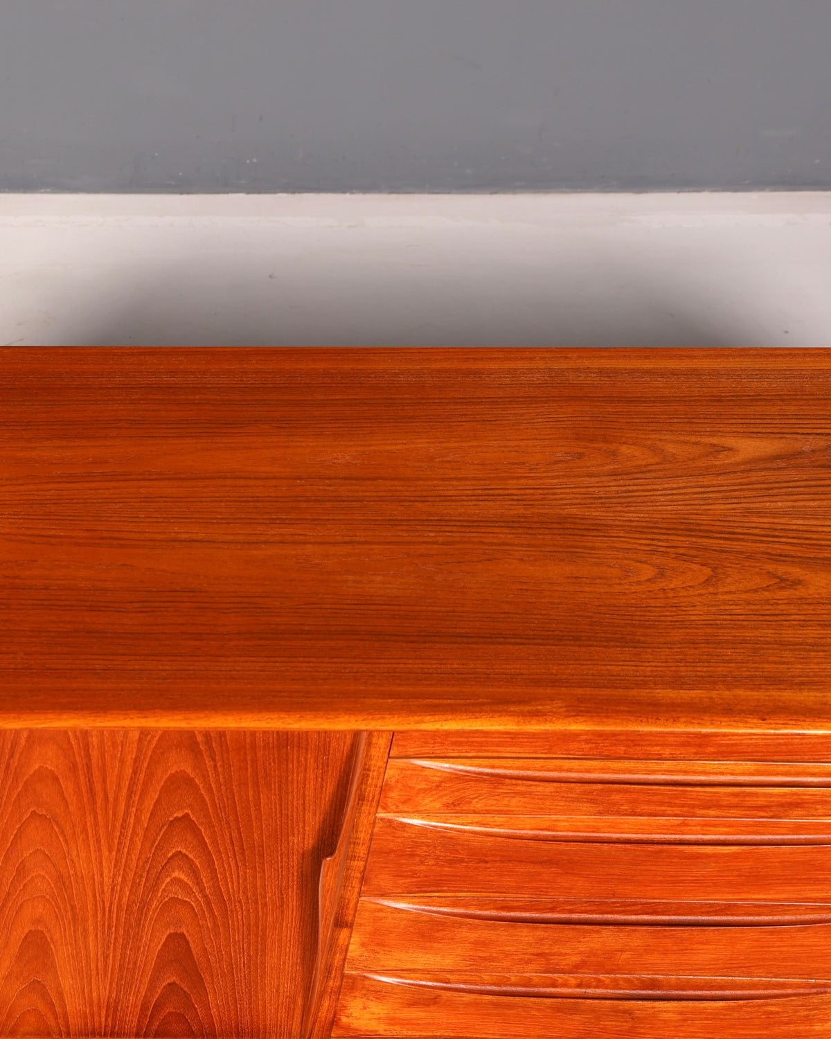 Prachtig Dyrlund-dressoir van teak, Deens mid-centurydesign, vintage kast en commode