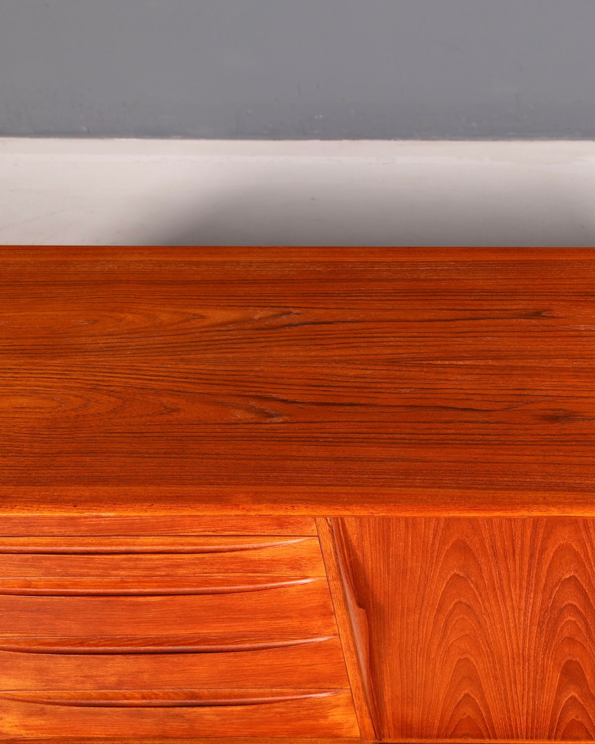Prachtig Dyrlund-dressoir van teak, Deens mid-centurydesign, vintage kast en commode