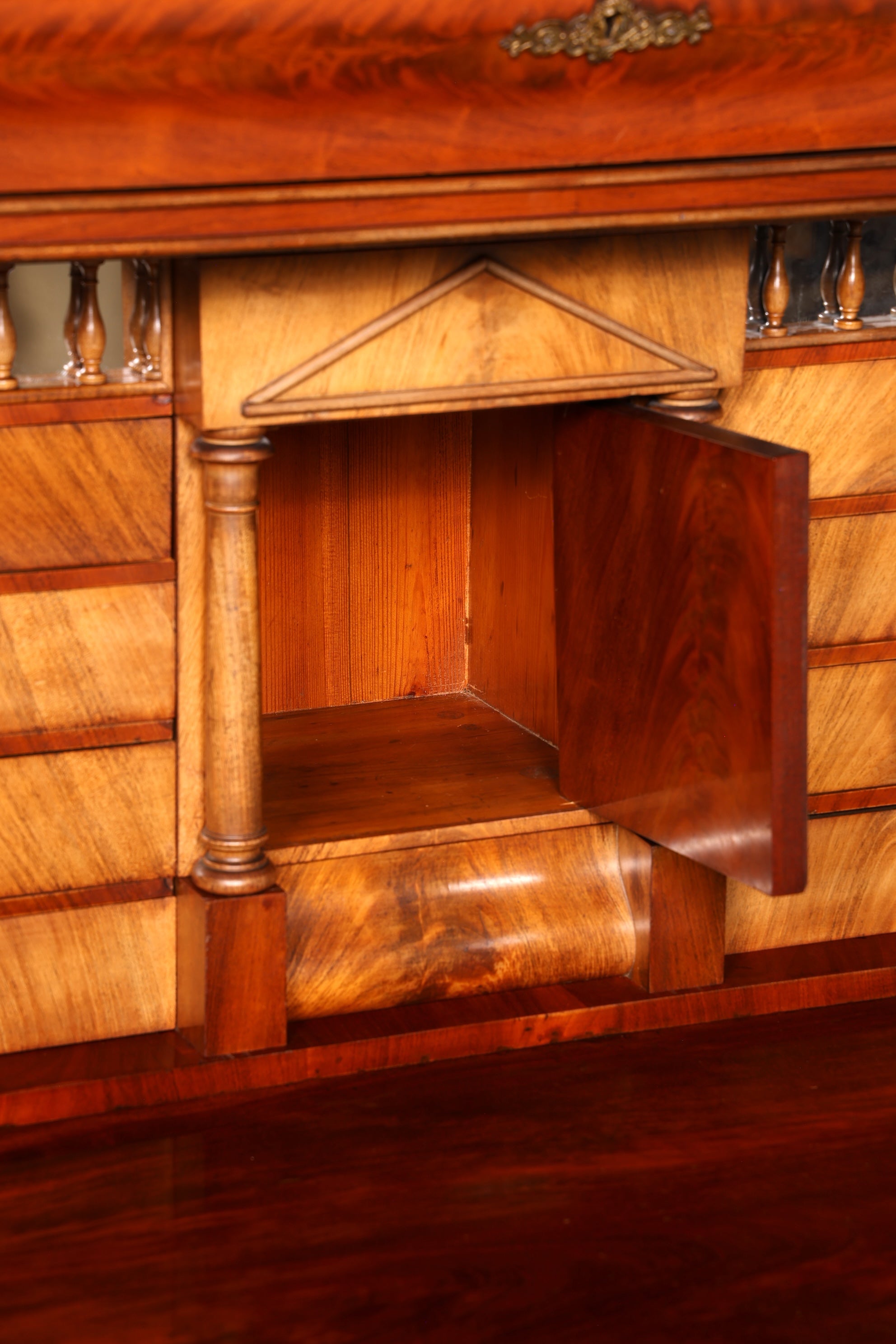 Beeindruckender Biedermeier Sekretär Louis Philippe Vertiko Antik Kommode Schreibkommode Office Desk
