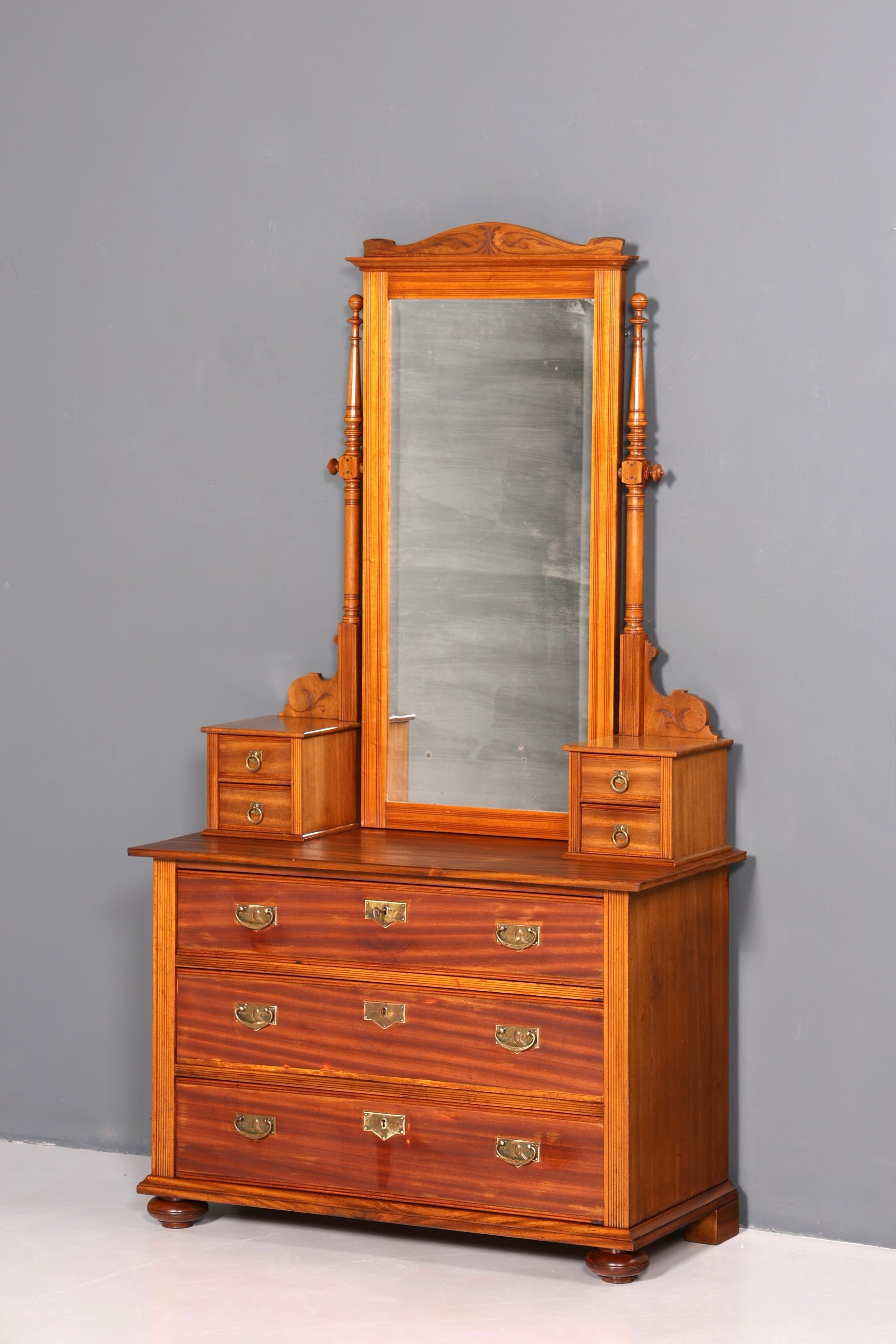 Beautiful Art Nouveau antique sideboard with mirror, Gründerzeit style hallway chest, dressing table