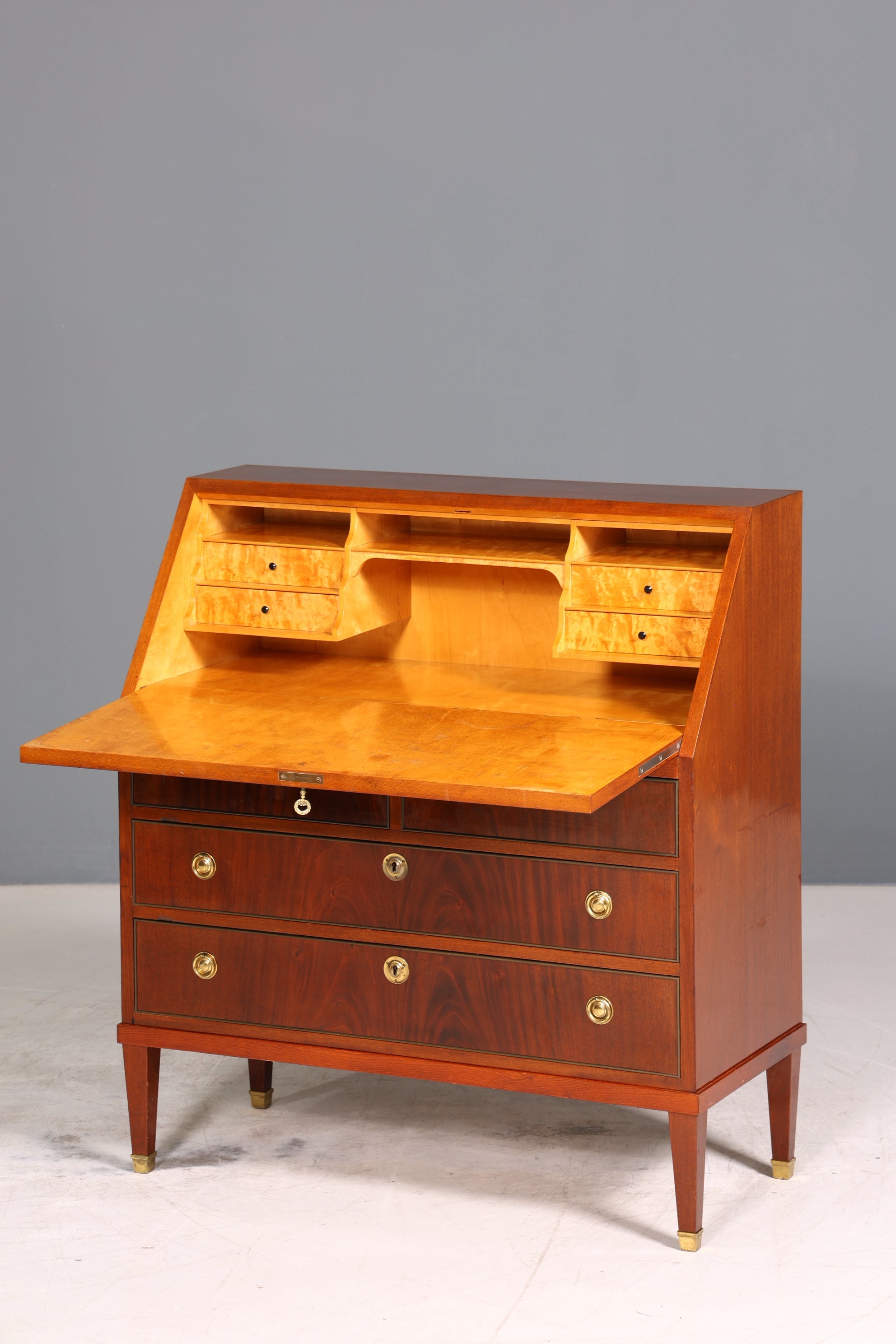 Stilvoller Sekretär im Englischen Stil Büro Kommode Schreibkommode Sekretär Kommode