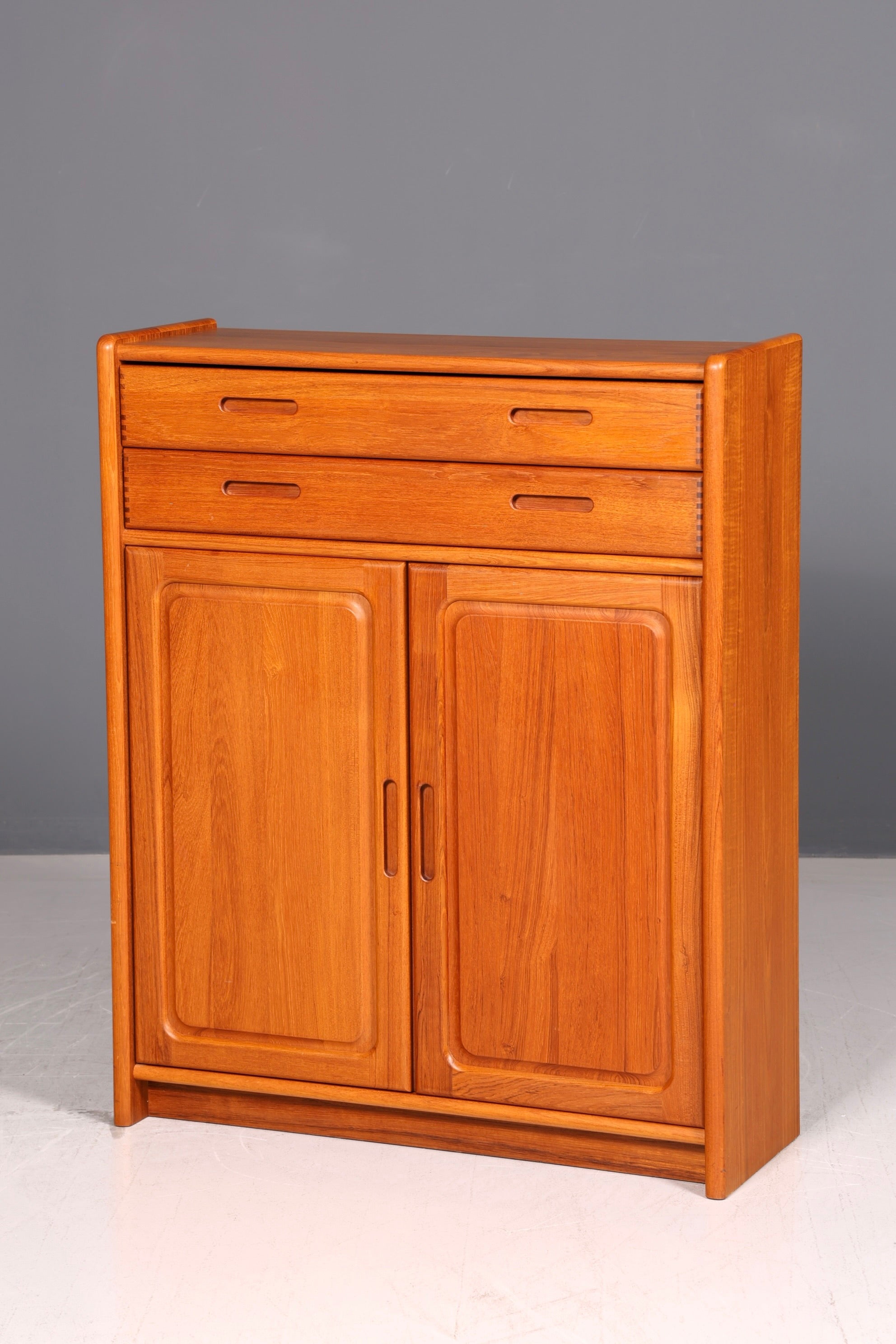 Edler Dyrlund Mid Century Teak Schrank Dänisch Highboard Kommode Wäscheschrank Vintage 60er Danish Design