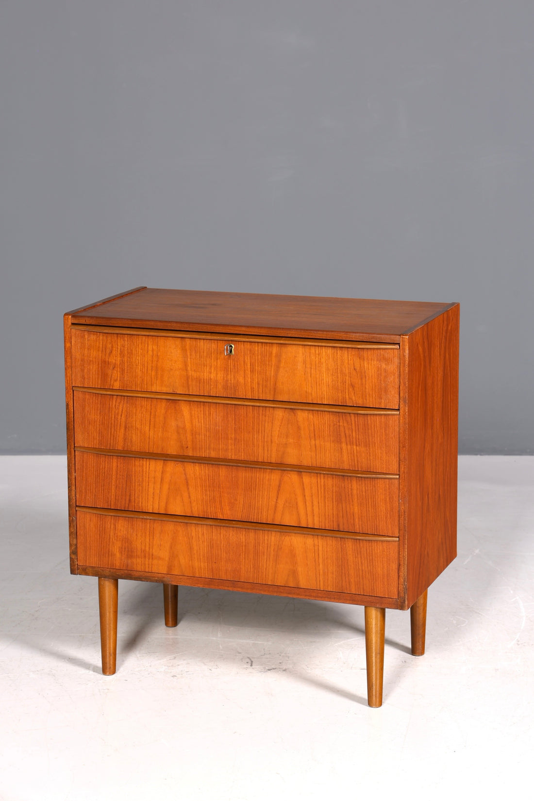 Dreamy mid-century teak Danish design wooden sideboard vintage chest of drawers