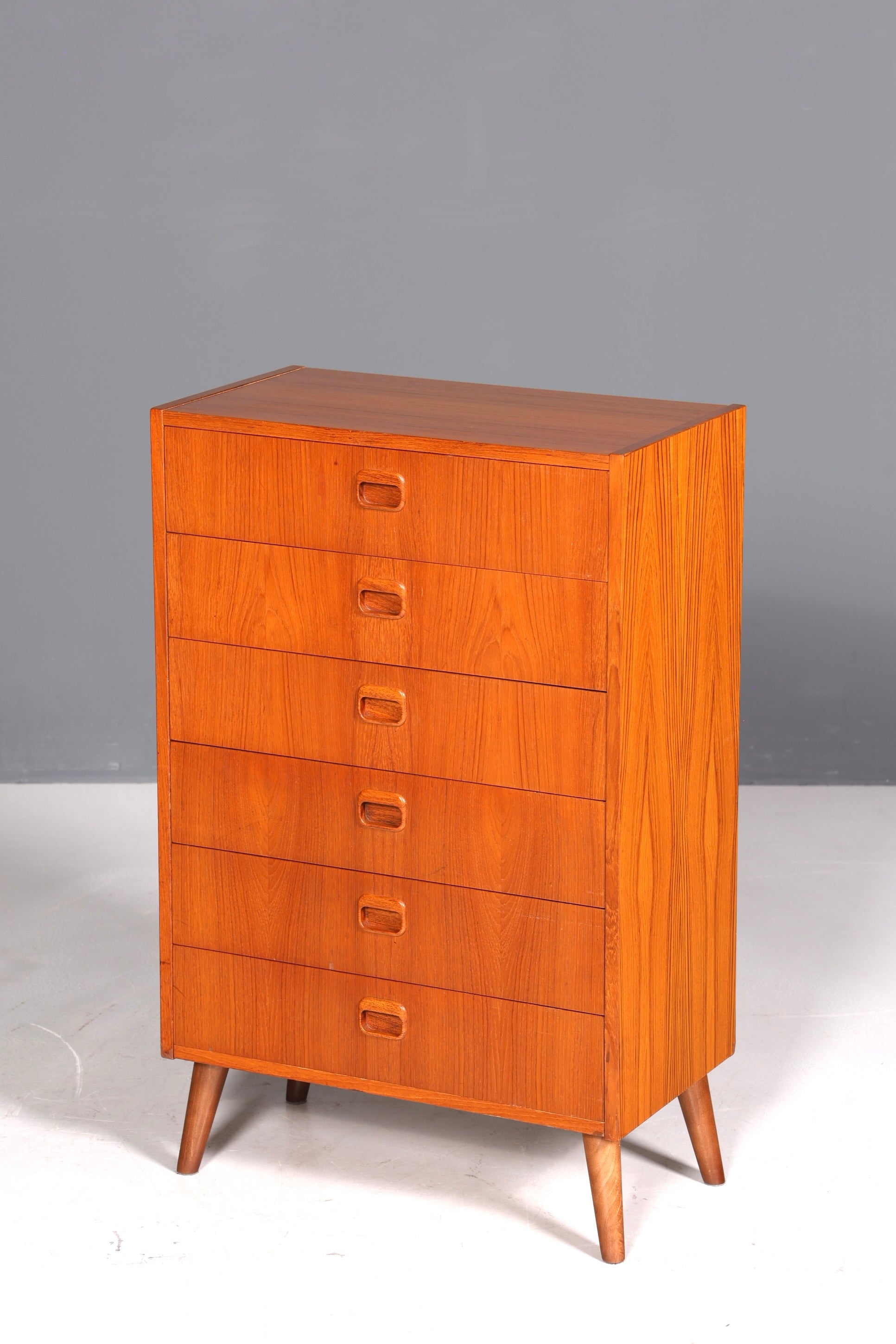 Beautiful mid-century teak wood vertiko chest of drawers, 1960s style.