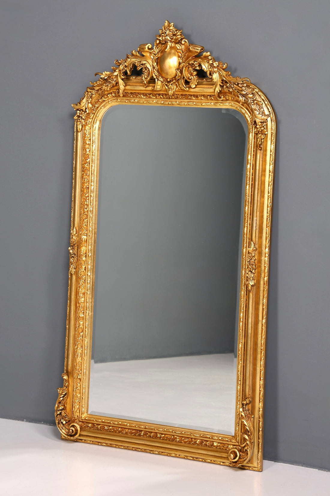 Stilvoller Prunk Barock Stil Wandspiegel Ornamenten Gold Spiegel Flurspiegel Spiegel