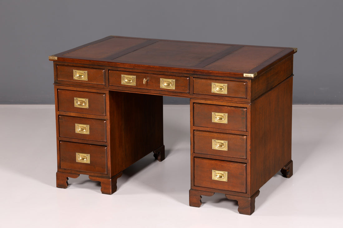Elegante Engelse schrijftafel Military Chest met echt leren blad, bureautafel, kantoortafel, maritiem, antiek, vintage