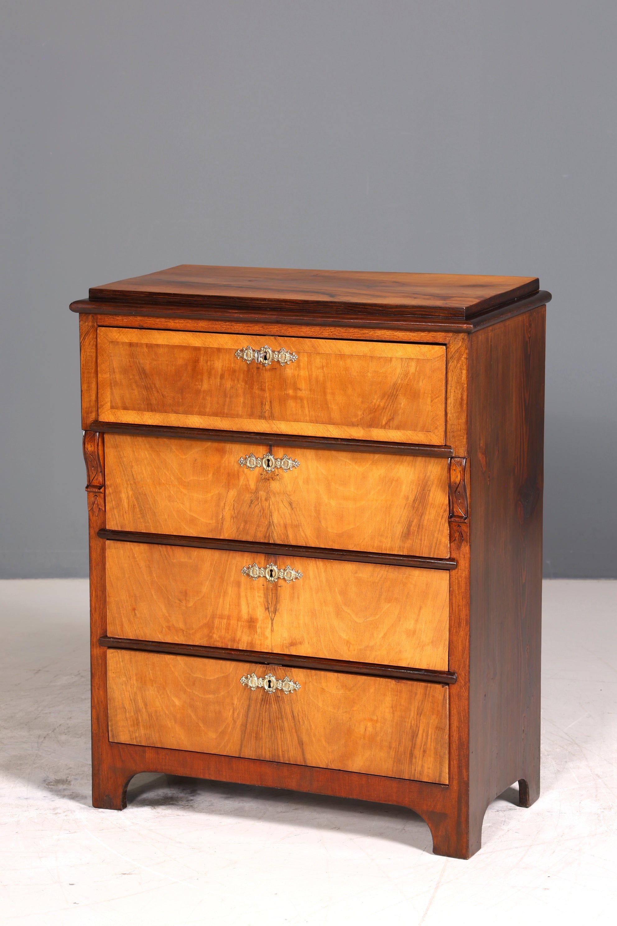 E900 Finish Traumhafte Gründerzeit Kommode Jugendstil Schubladenkommode Antik Vertiko Wäschekommode