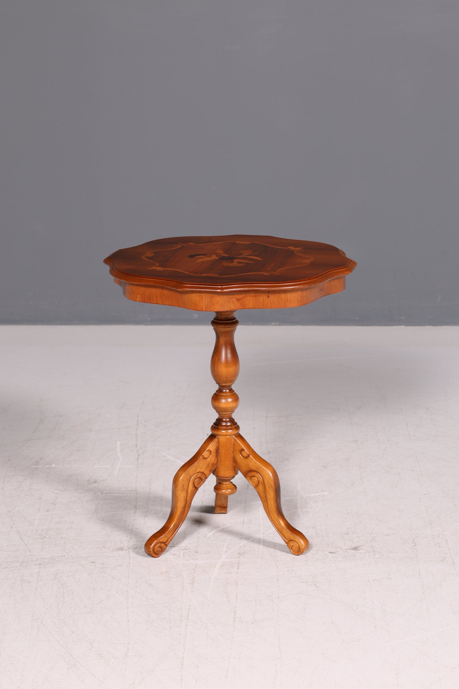 Wunderschöner Beistelltisch im Antik Stil Barock Ablagetisch Intarsien Beistelltisch Vintage Holz