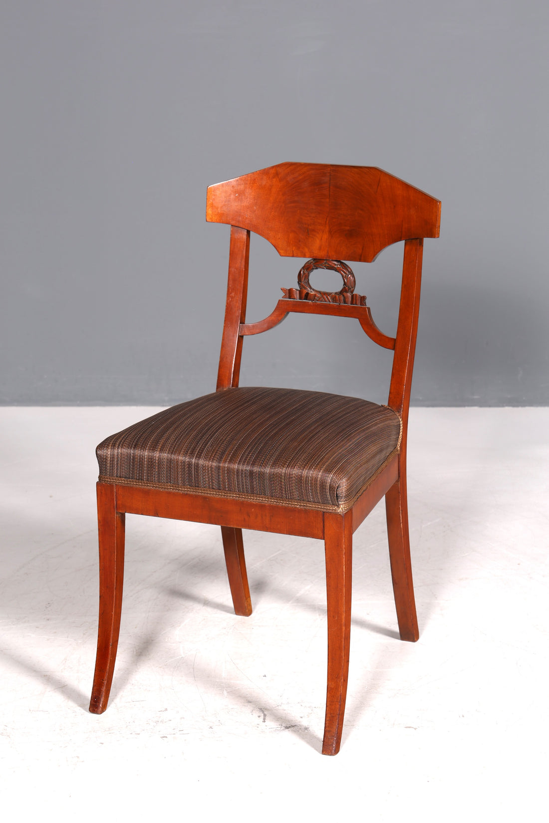 Traumhafter Biedermeier Stuhl Antik Küchenstuhl echt Holz Sekretär Stuhl Esszimmer Stuhl 2 von 2