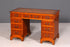 G616 Finish cm Wunderschöner Englischer Schreibtisch Englisch Eibe Desk Leder Auflage Antik Stil Bürotisch Office Desk (Kopie)