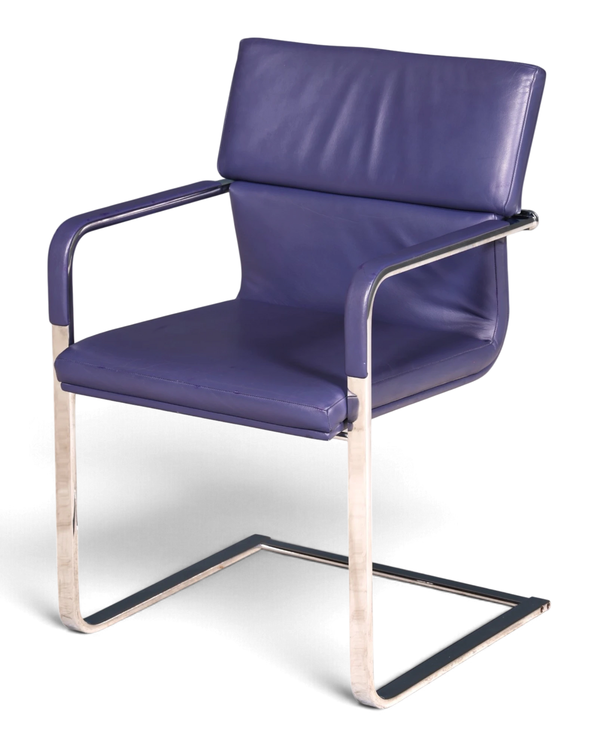 Originele Walter Knoll Avant sledestoel van paars leer met armleuningen, designstoel, conferentiestoel 2 van 3