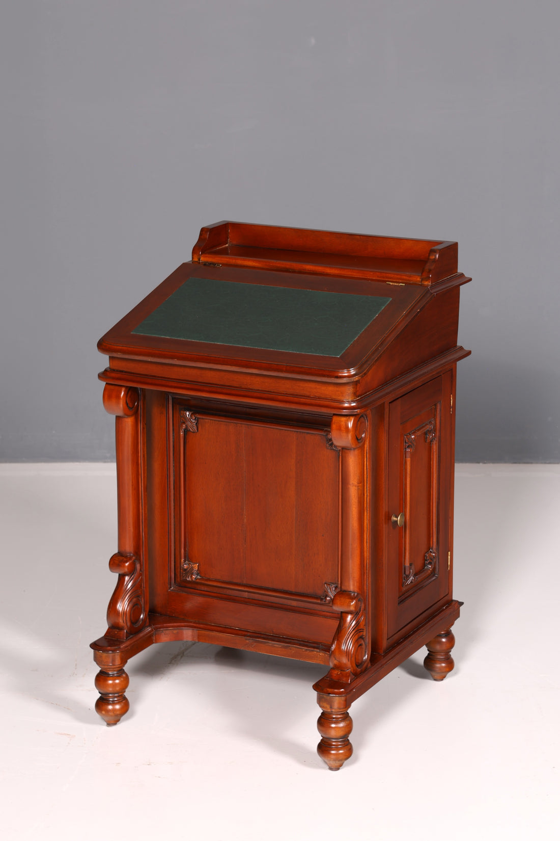 Prachtig Engels Davenport-bureau, secretaire met leren blad, antieke vintage ladekast