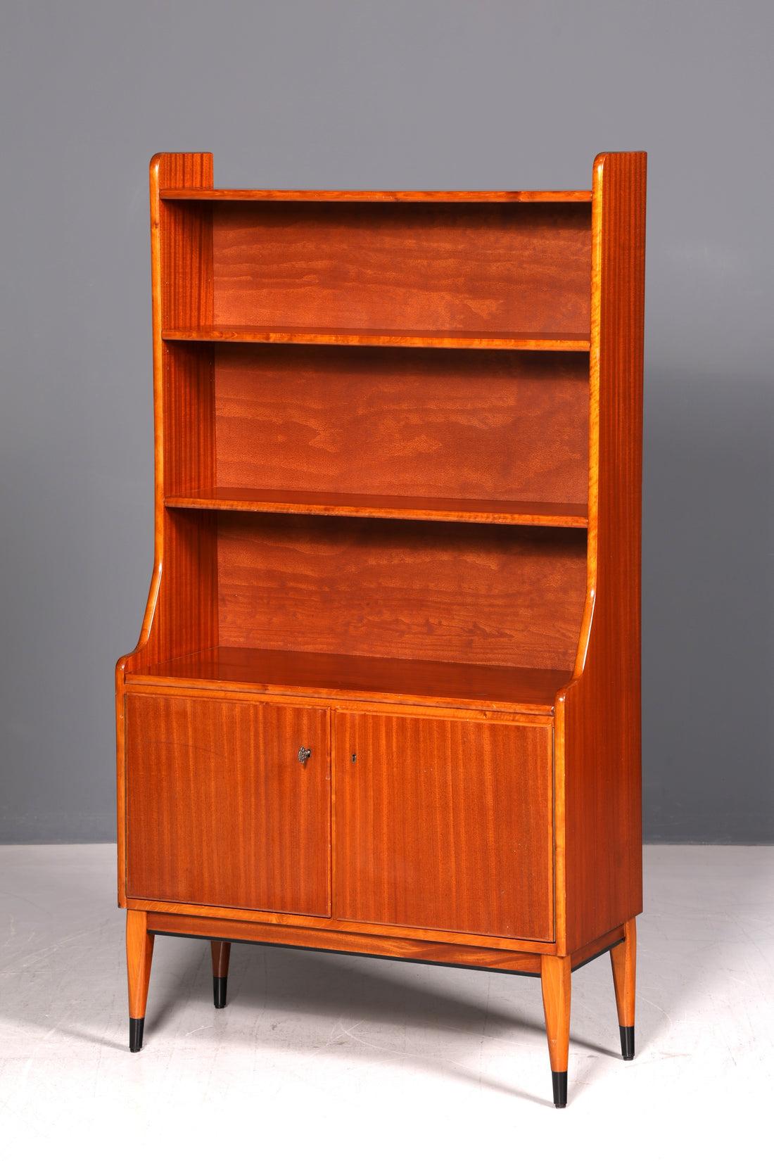 Prachtig mid-century highboard kast vintage boekenkast hout retro jaren 60