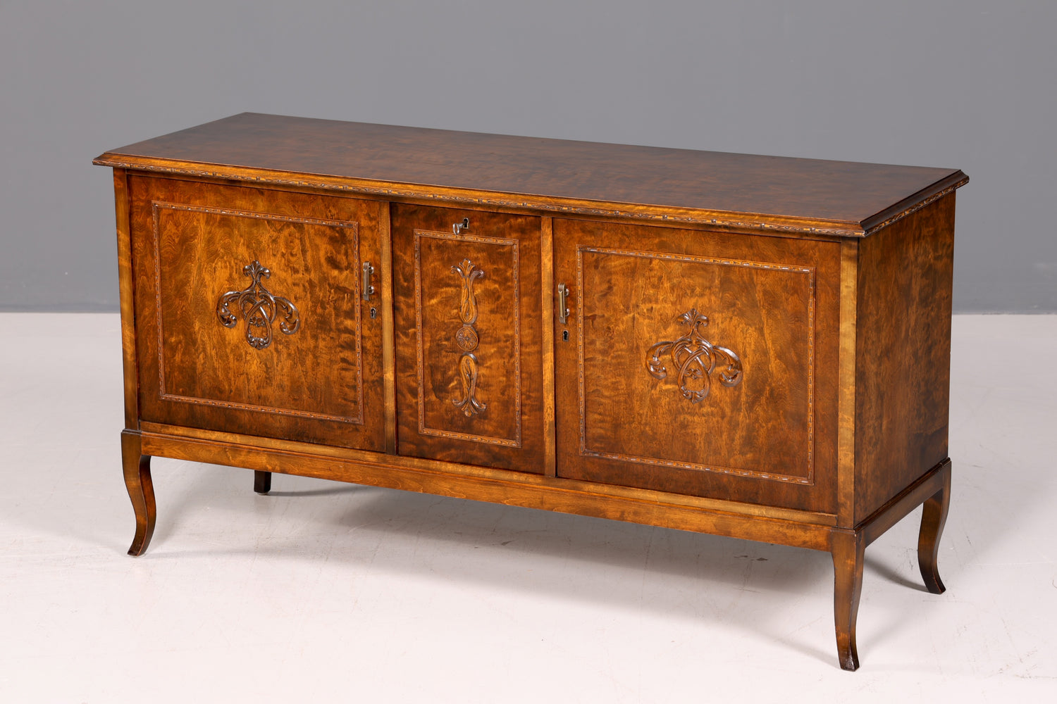 Wunderschönes Original Art Deco Sideboard Antik Schrank TV Kommode um 1930 Designklassiker